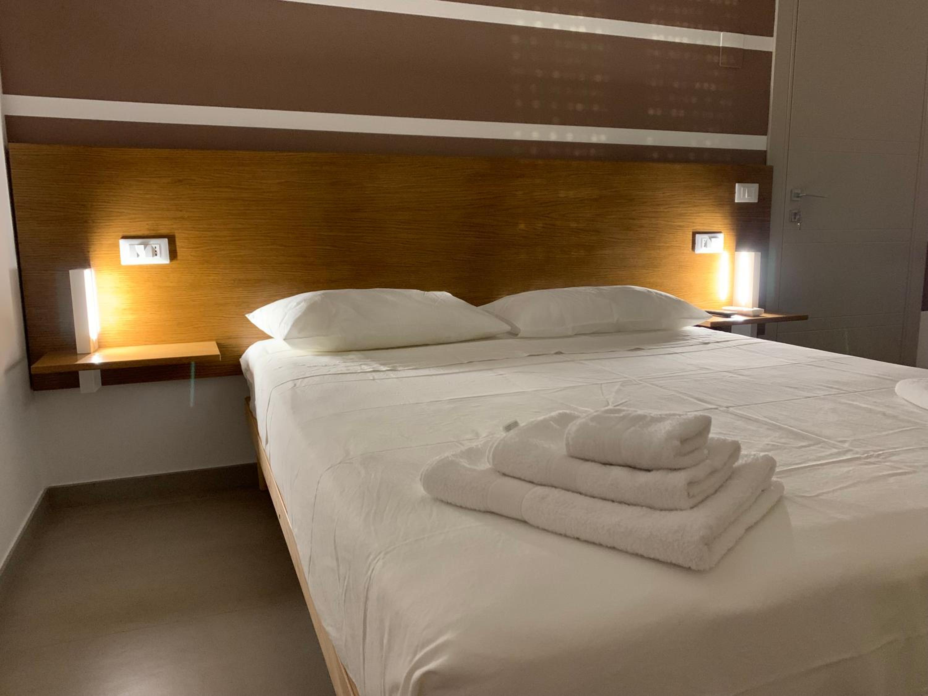 Double Room with Private Bathroom photo 1