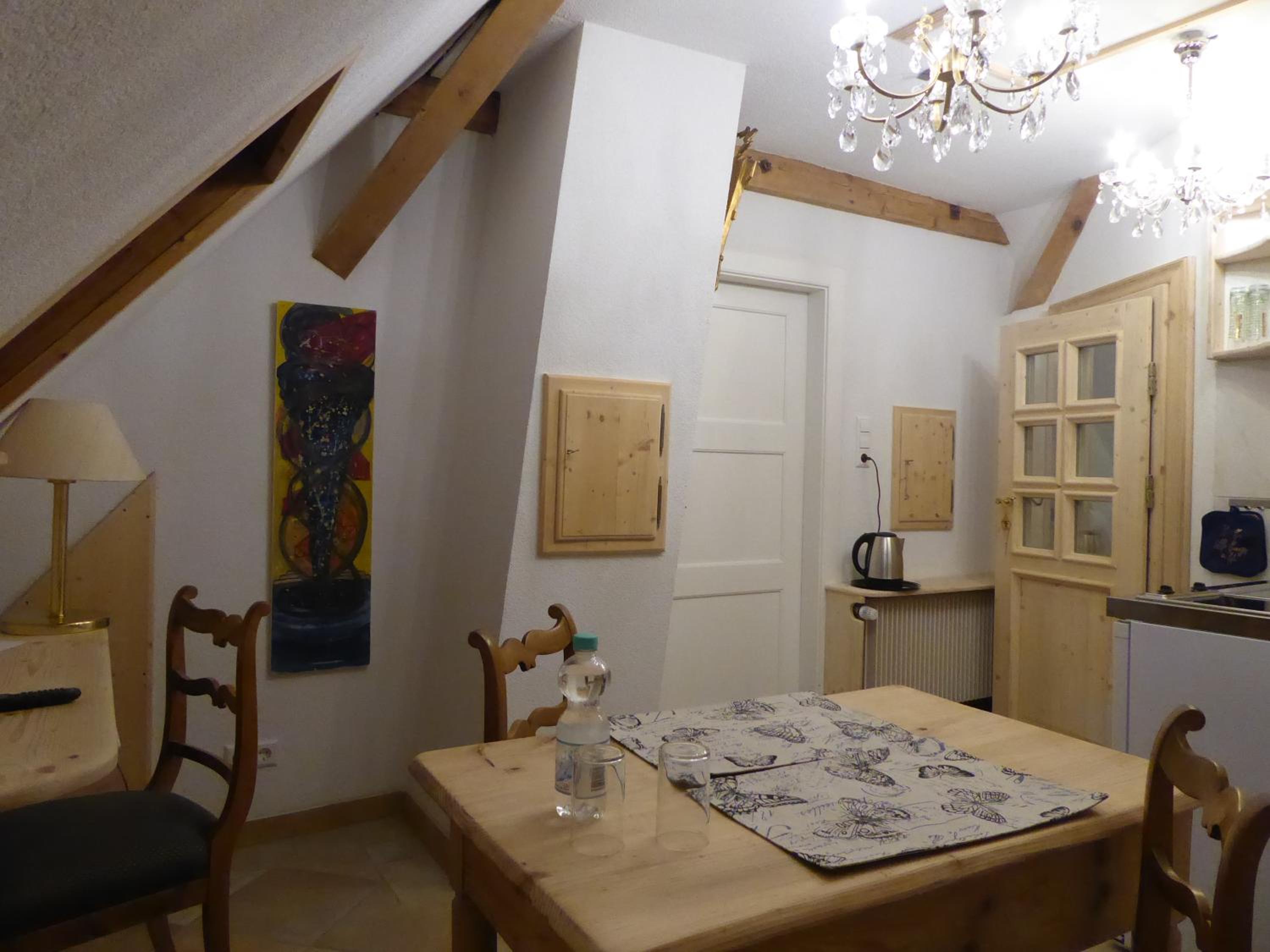 One-Bedroom Apartment - Photo 11
