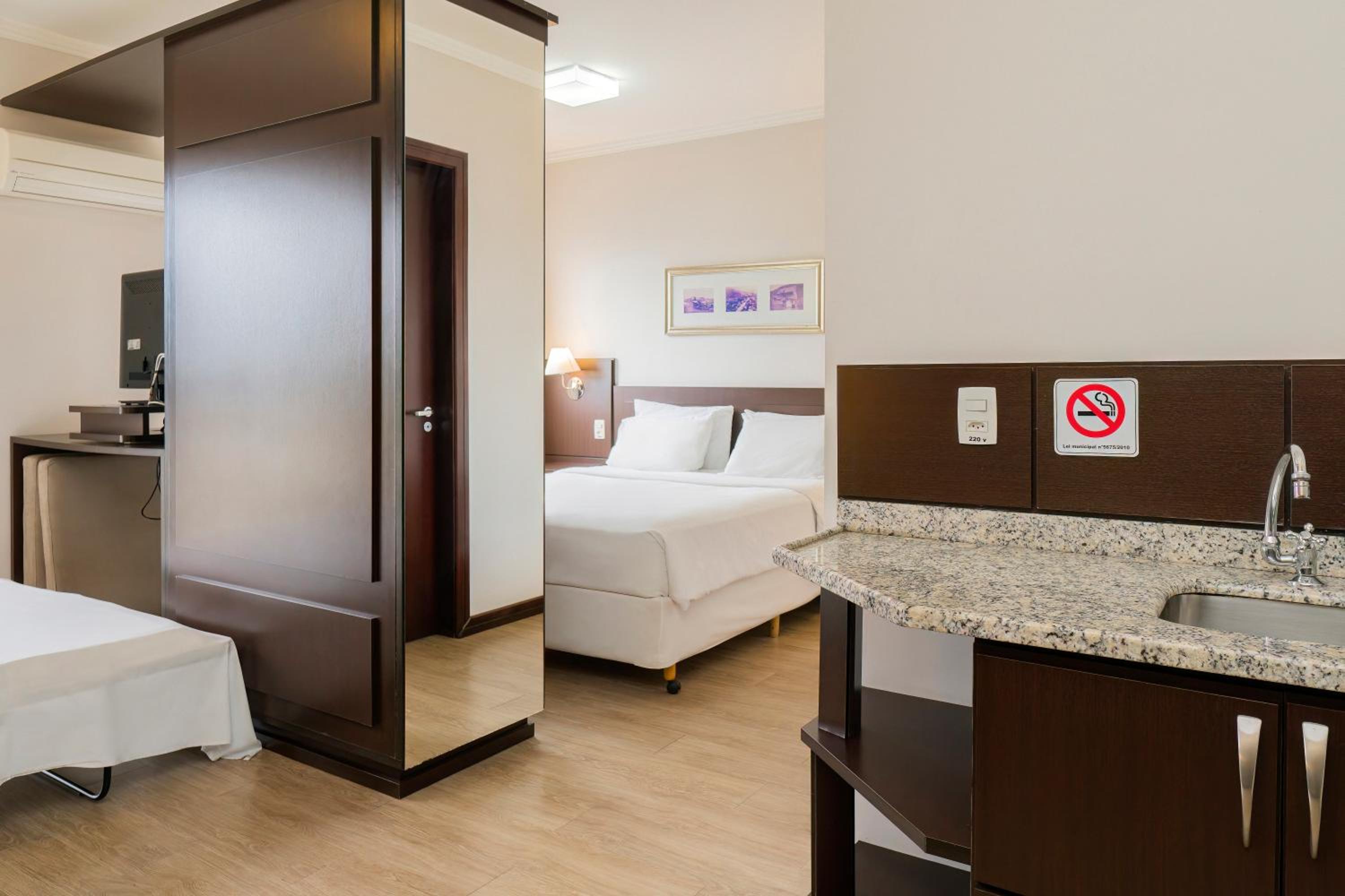 Standard Double Room - Photo 1