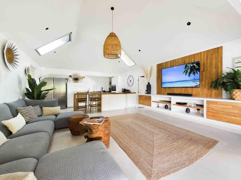 Villa with Private Pool photo 2