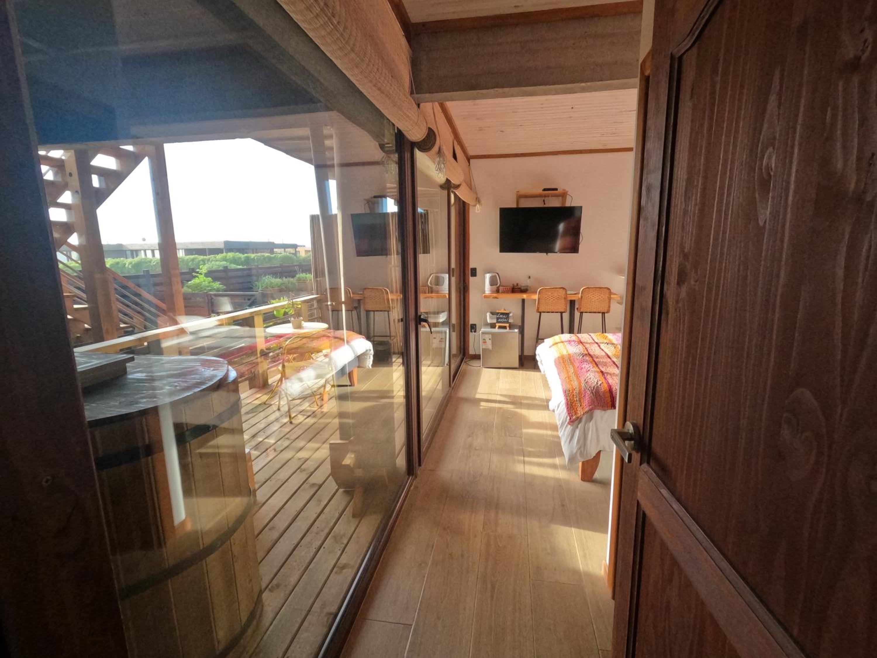 Double Room with Sea View and Hot Tub photo 1