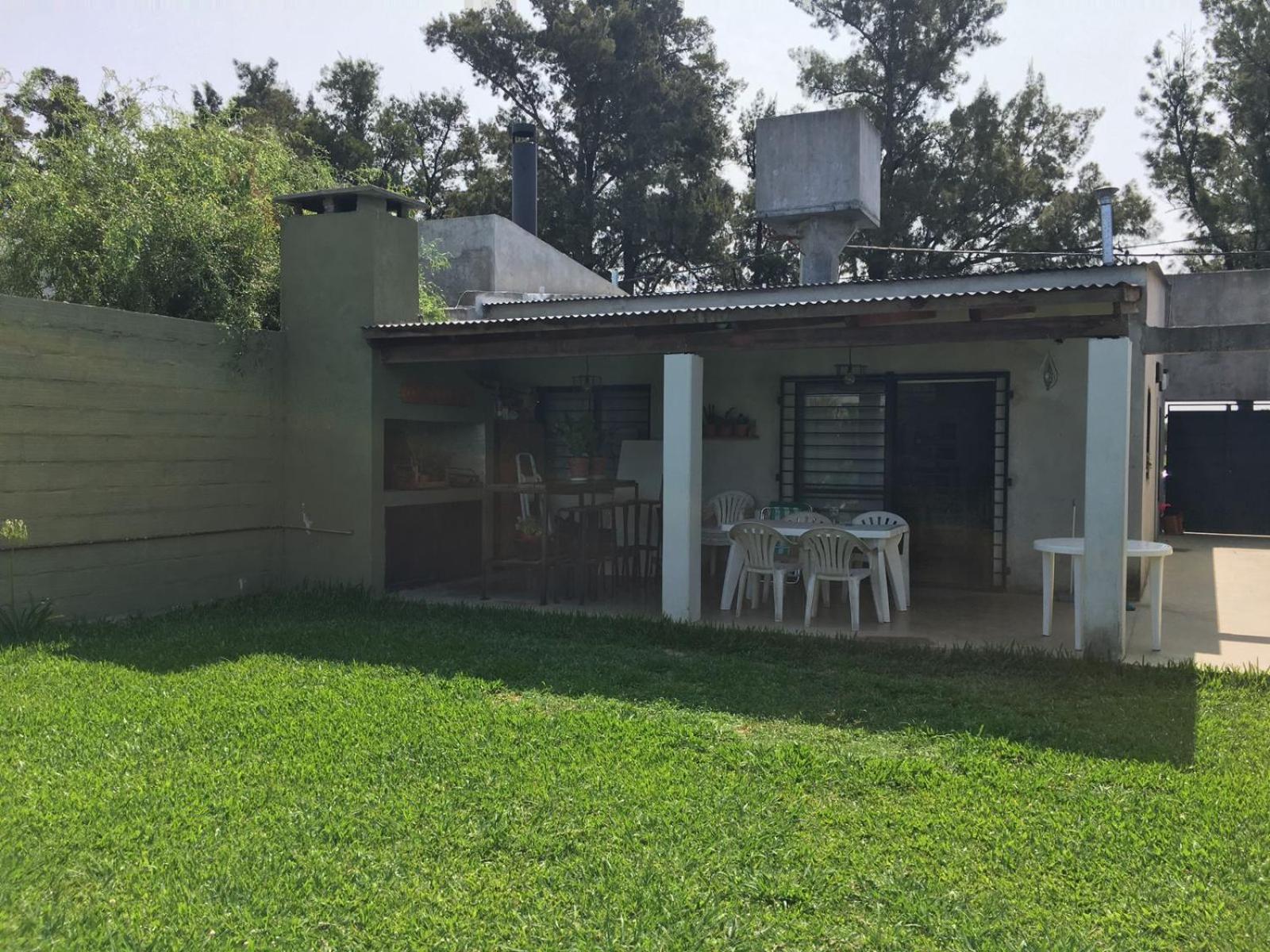 Two-Bedroom House photo 2