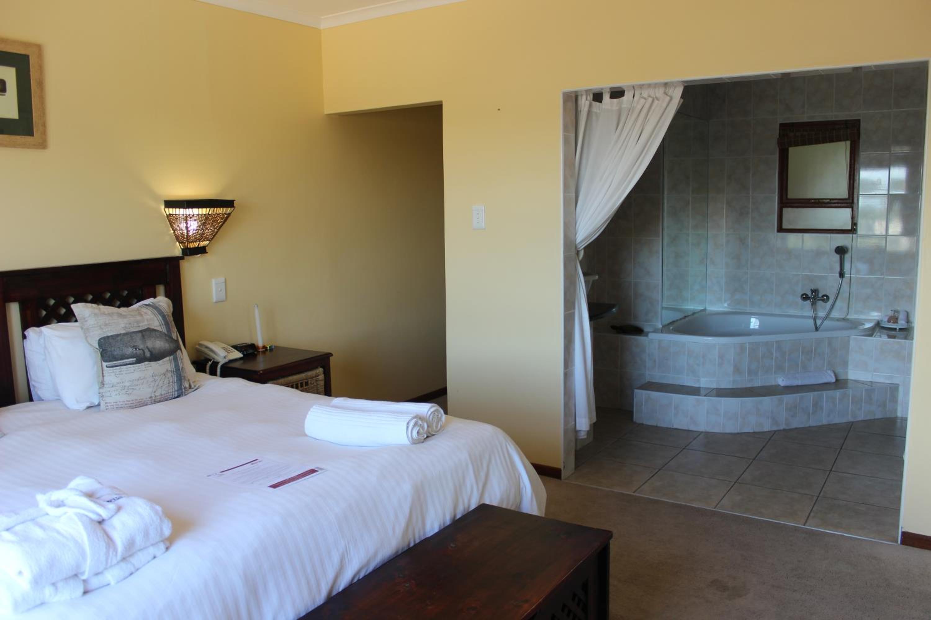 Luxury Room - Photo 2