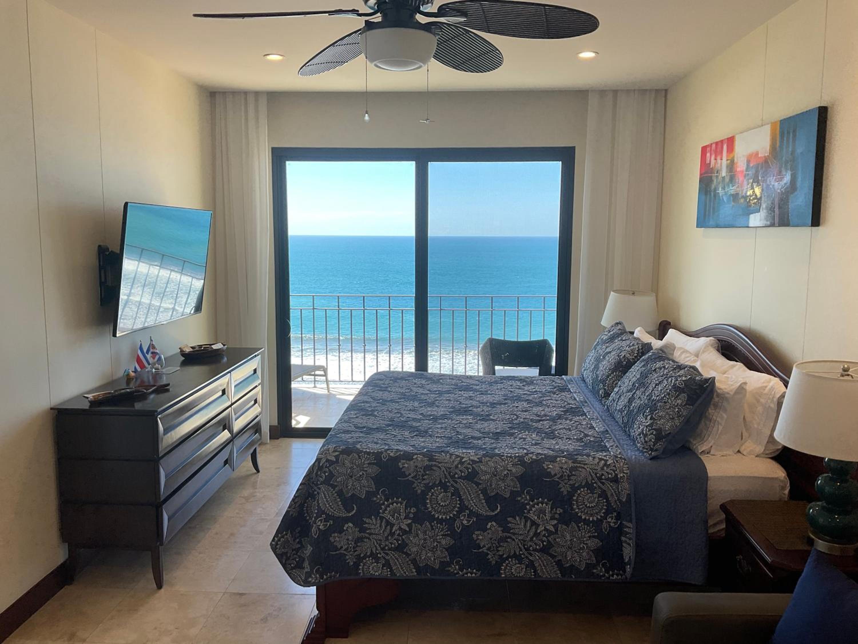 Studio Apartment with Sea View photo 1