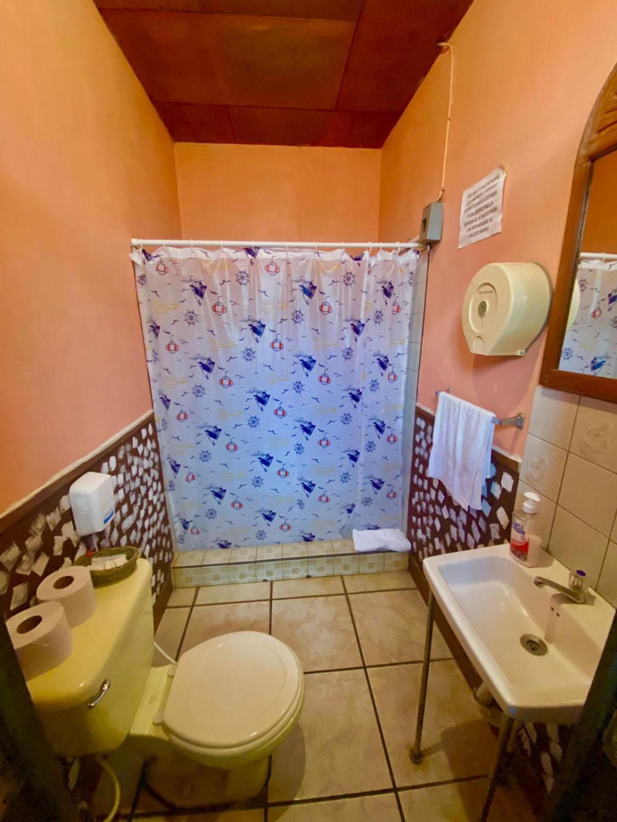 Standard Double Room with Shared Bathroom photo 2