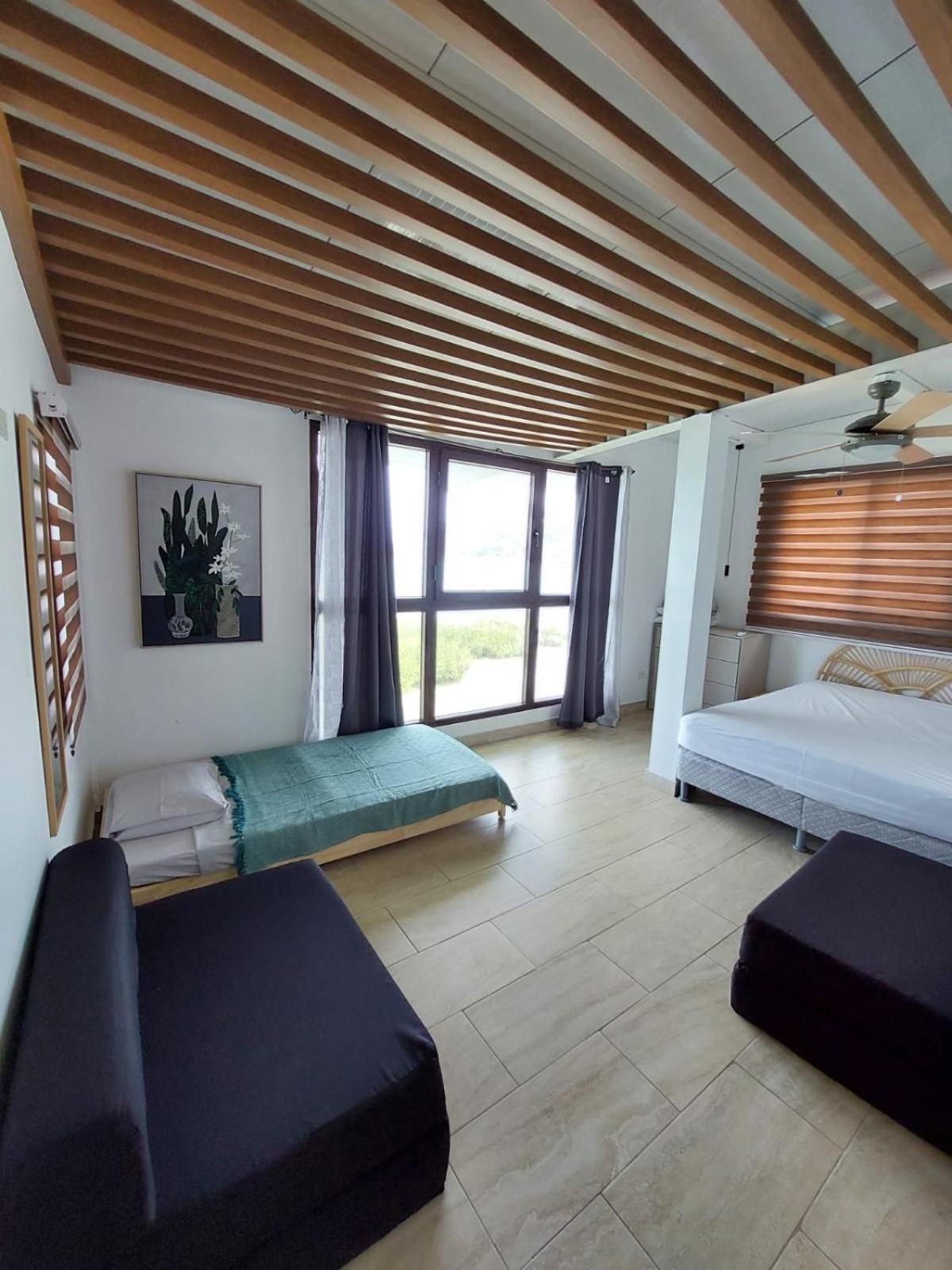 Deluxe Suite with Sea View