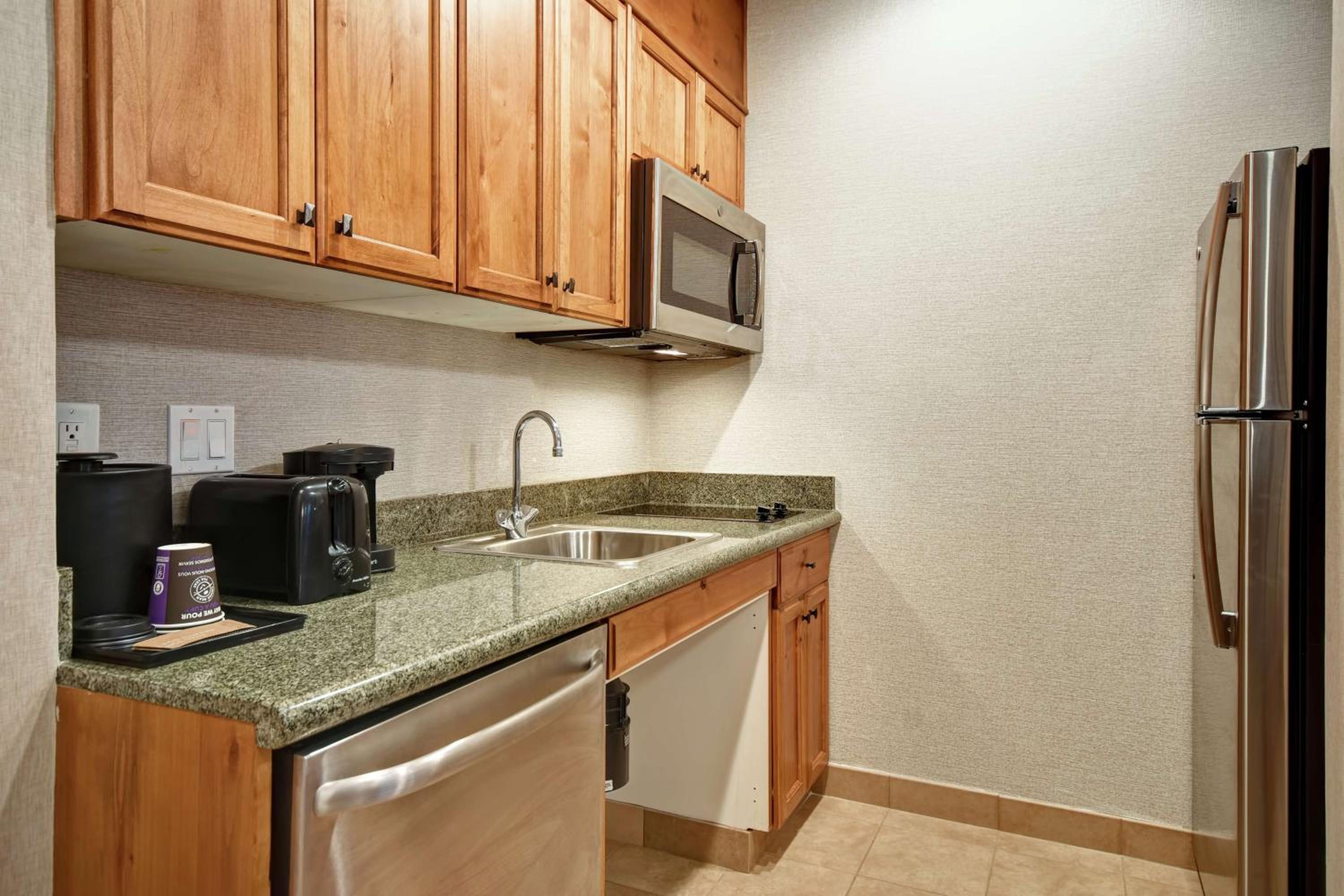 King Room - Disability Access/Non-Smoking - Photo 3