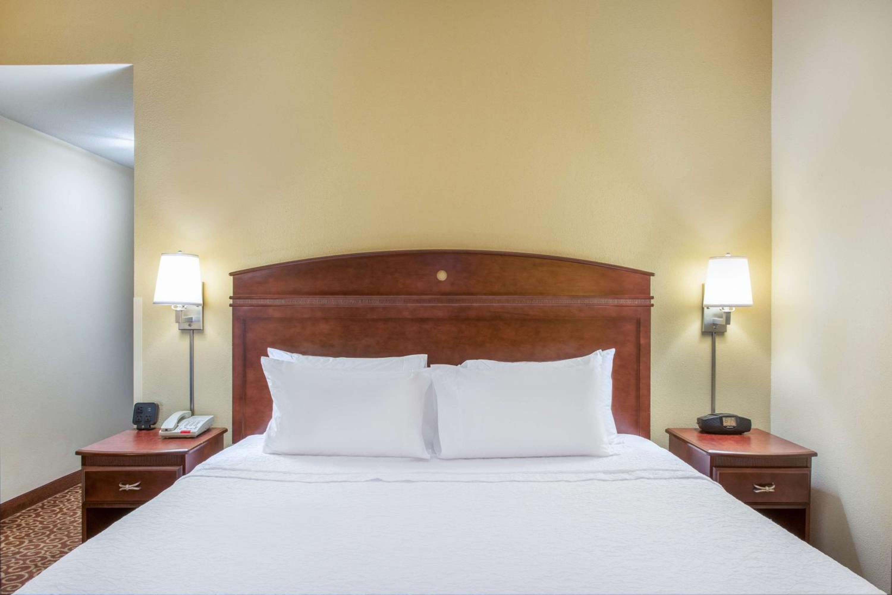 King Room - Hearing Access/Non-Smoking - Photo 1