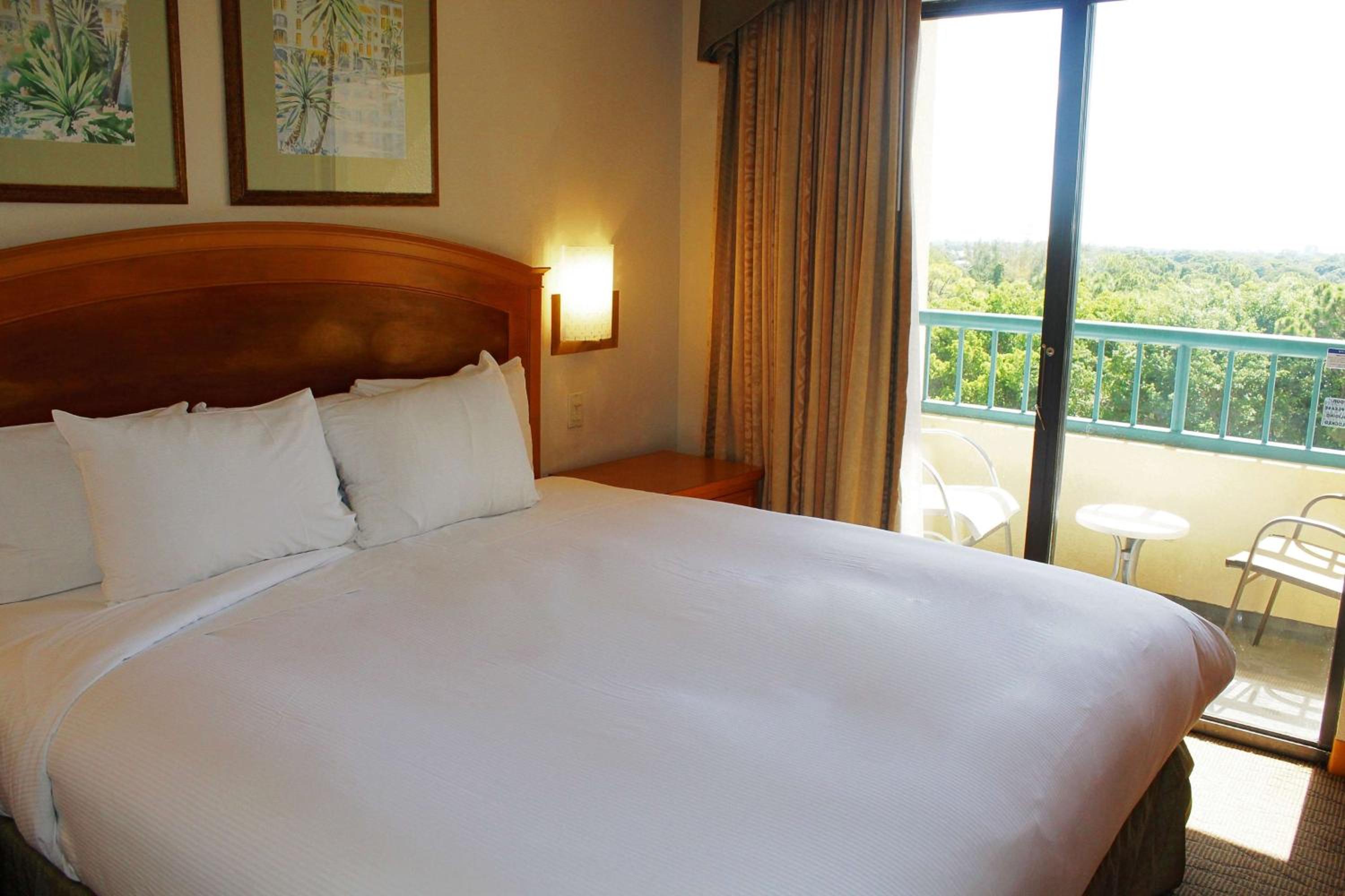King Suite with Sofa Bed photo 3