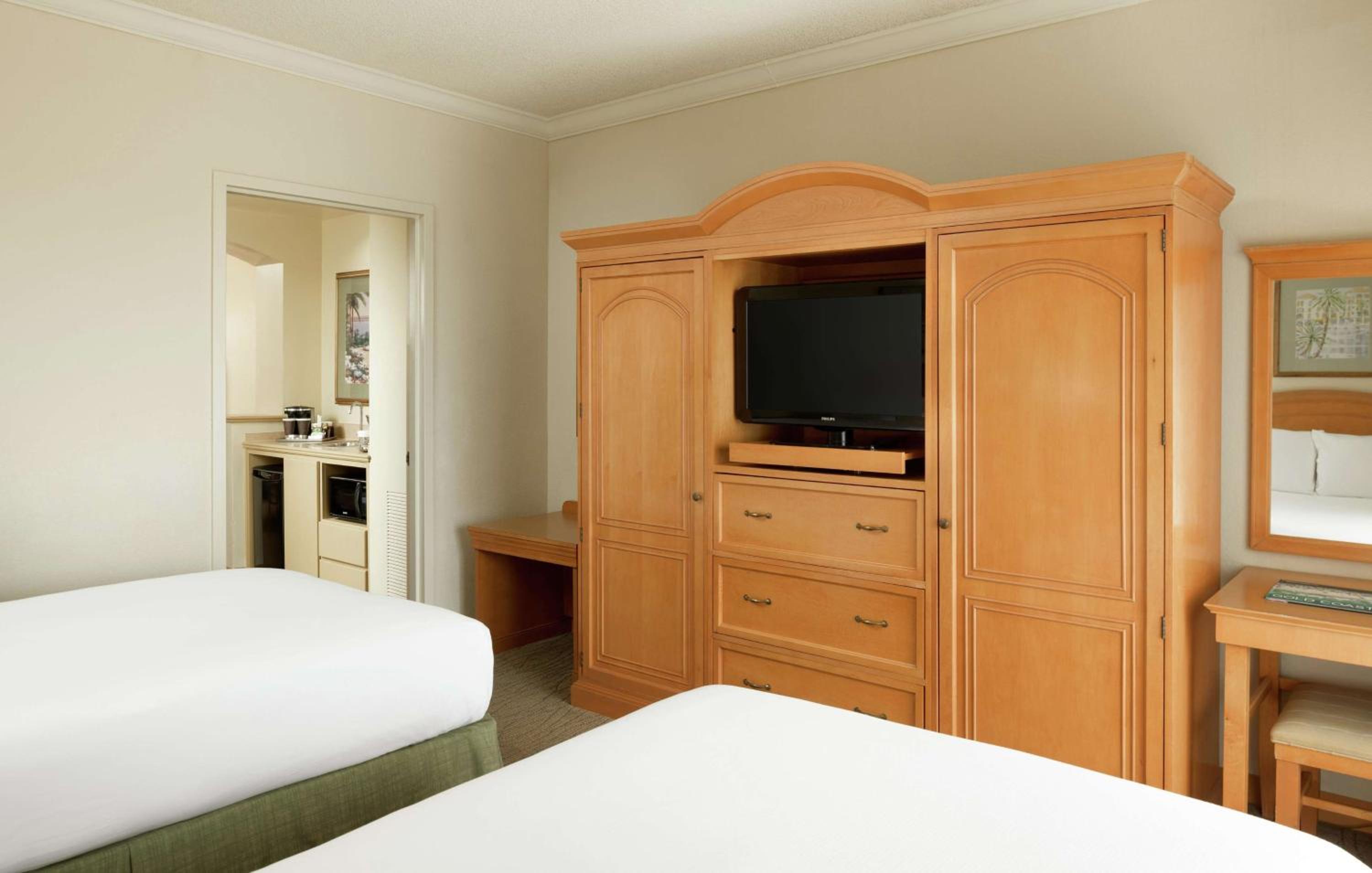 Suite with Two Double Beds and Sofa Bed