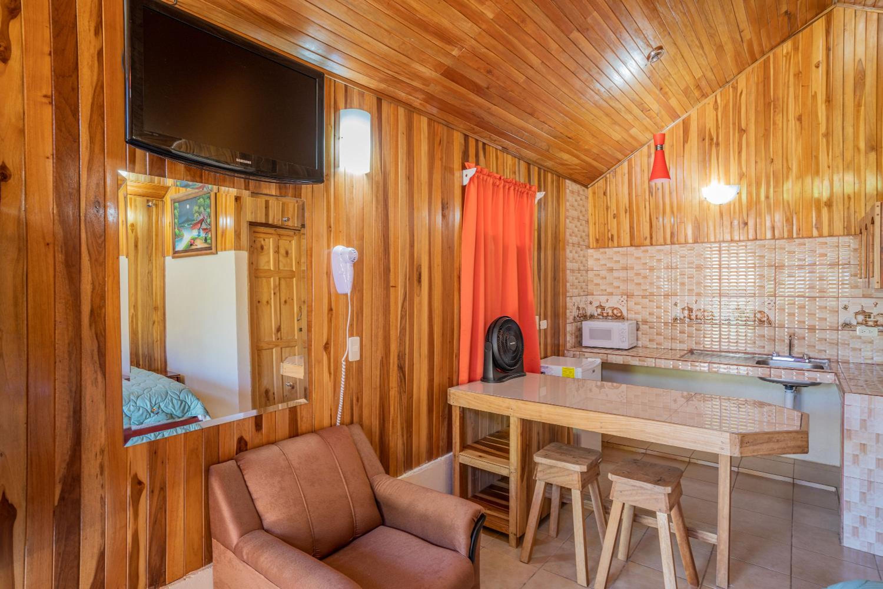 Family Bungalow photo 2