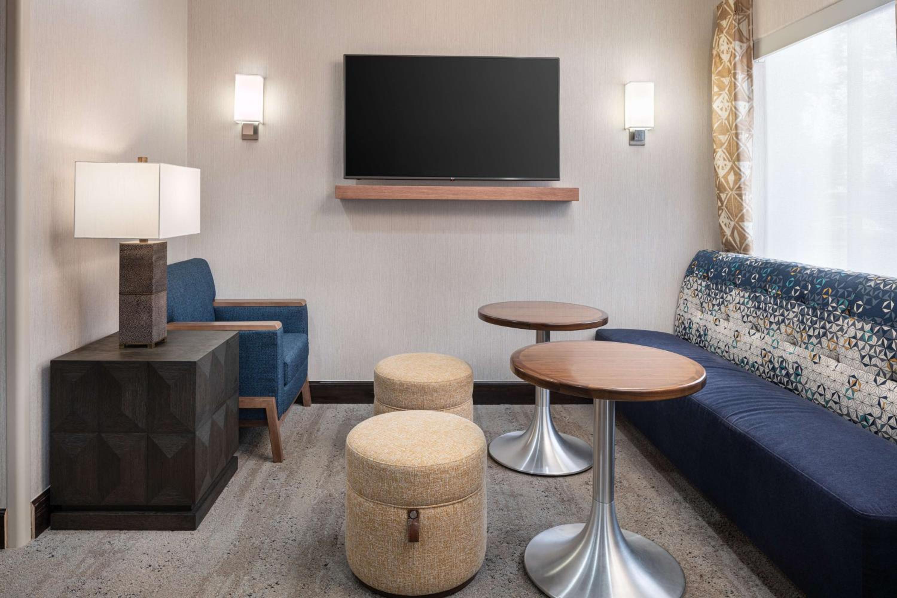 King Room - Mobility Access/Non-Smoking - Photo 1
