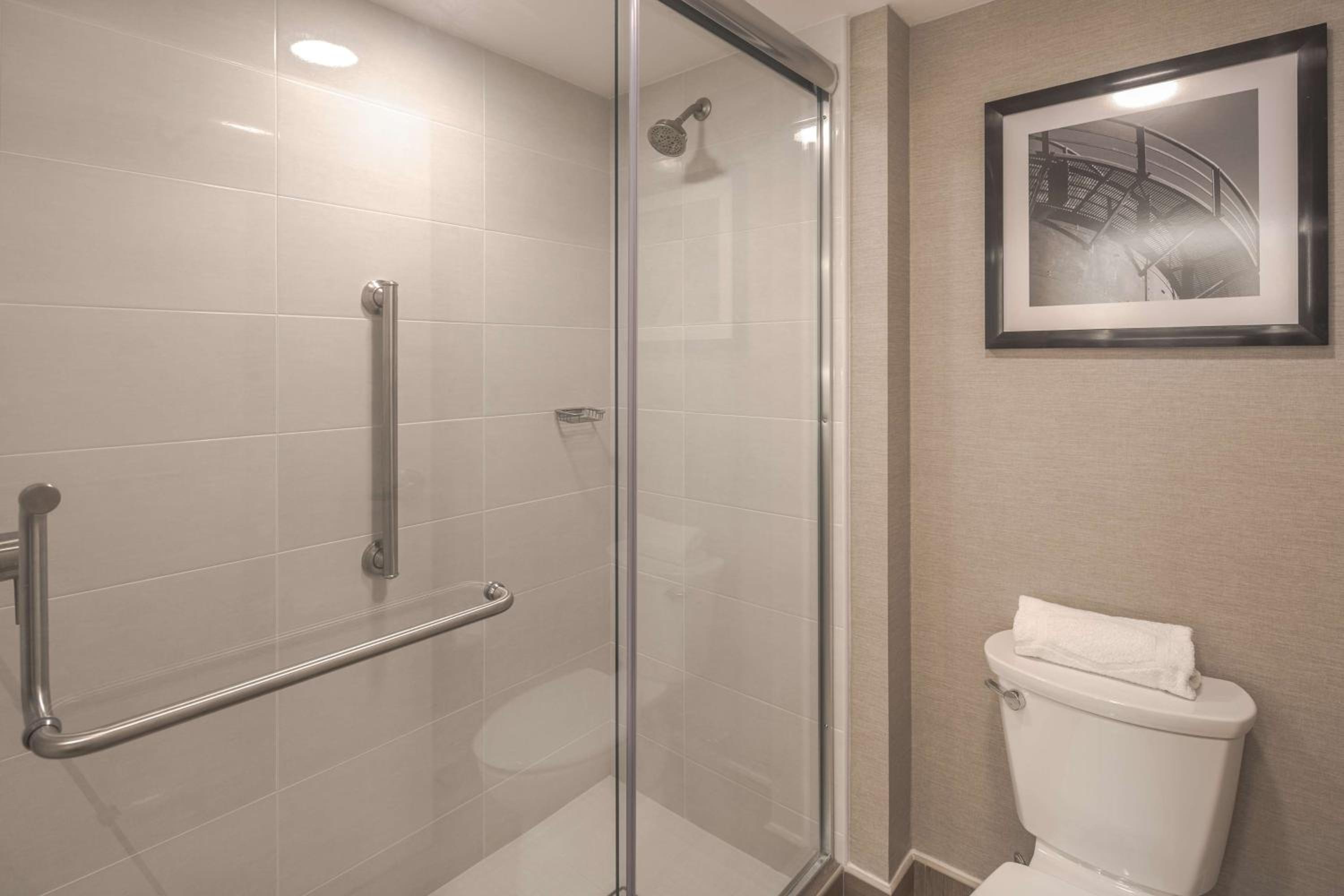 King Room - Disability Access/Non-Smoking - Photo 2