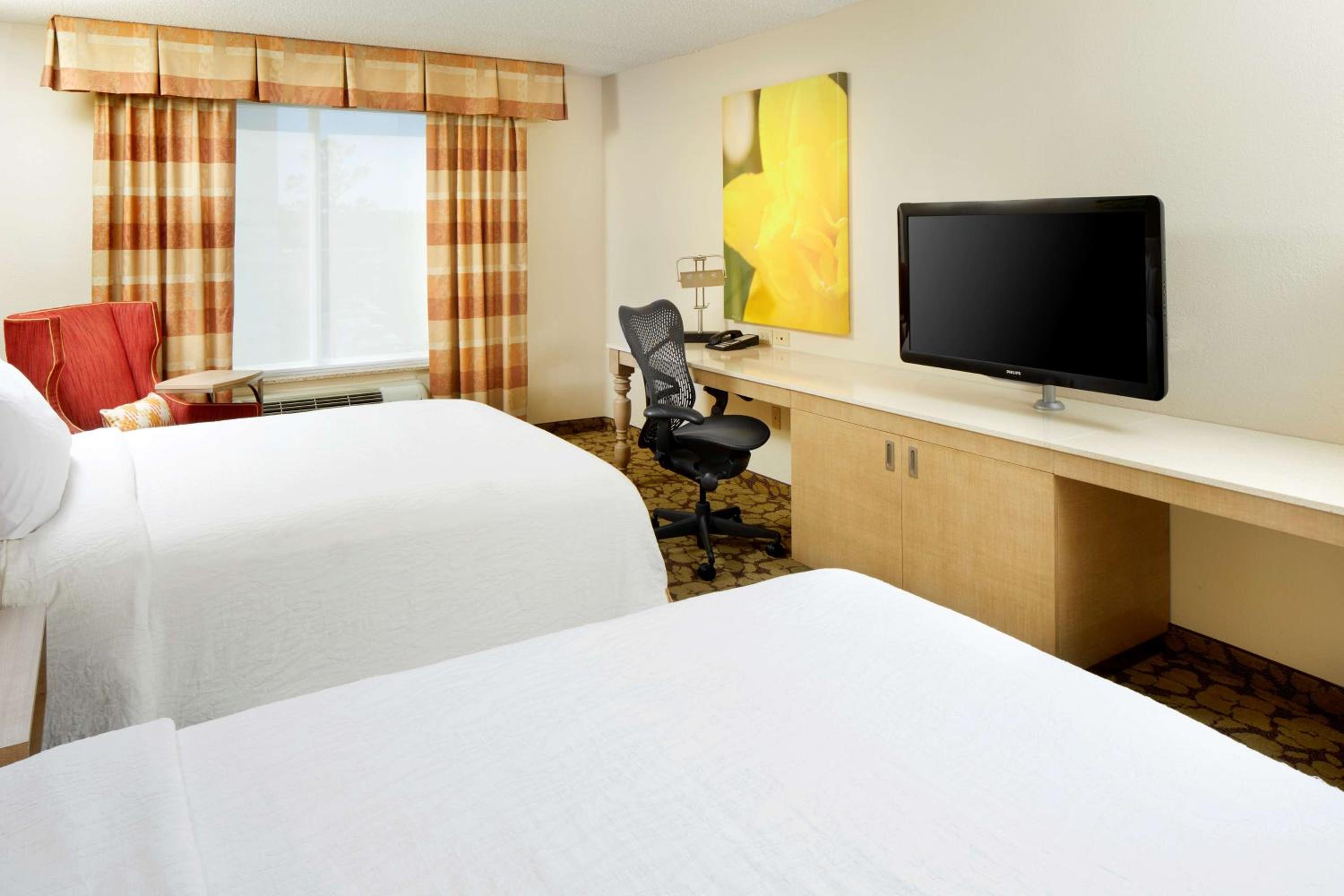 Queen Room with Two Queen Beds - Photo 1