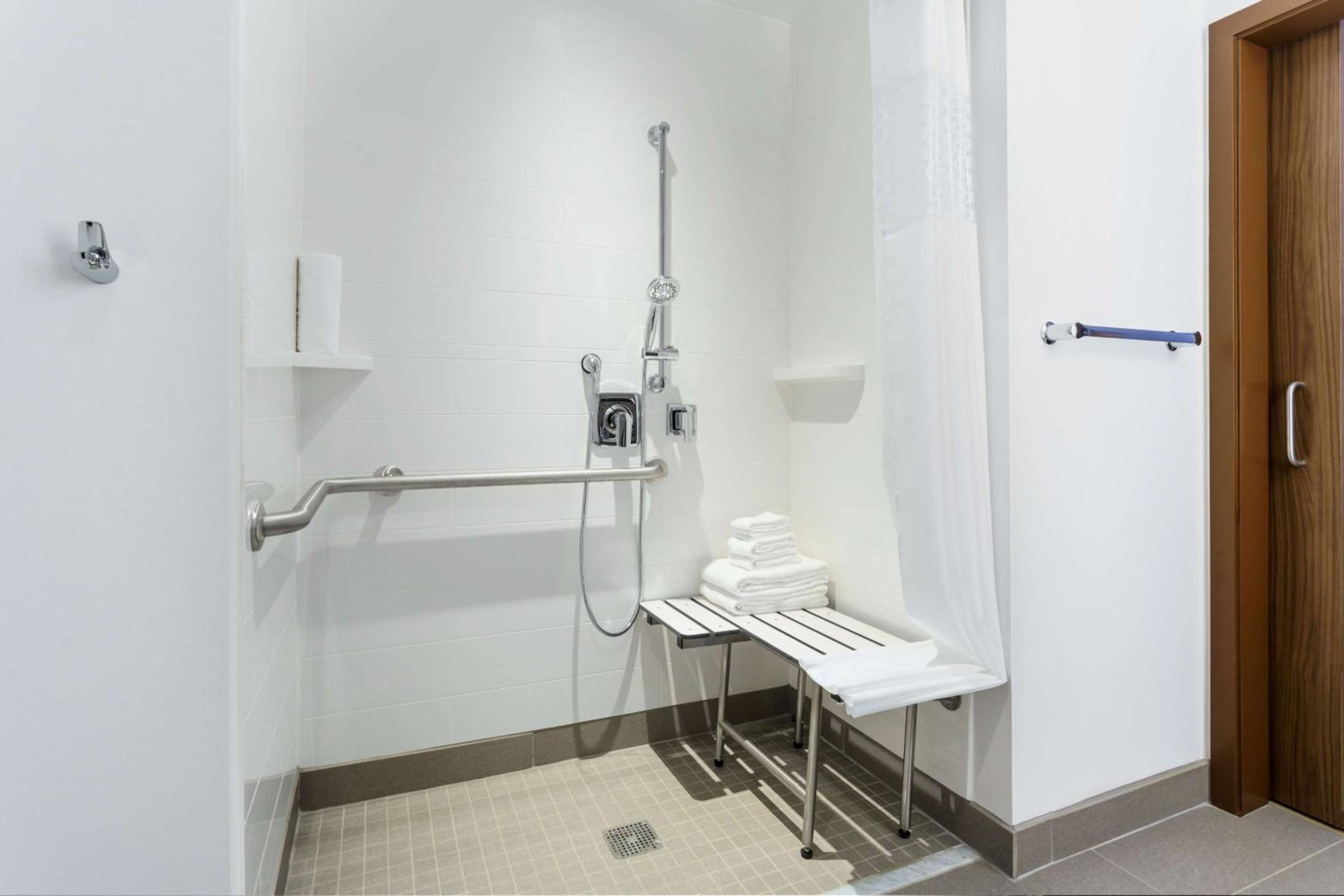 King Room with Roll-In Shower - Mobility/Hearing Accessible