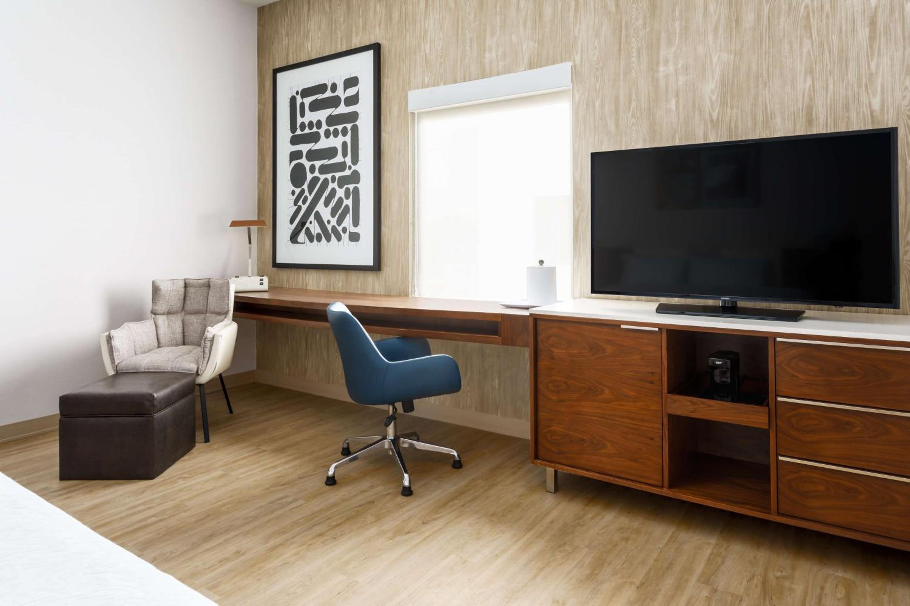 King Room - Non-Smoking