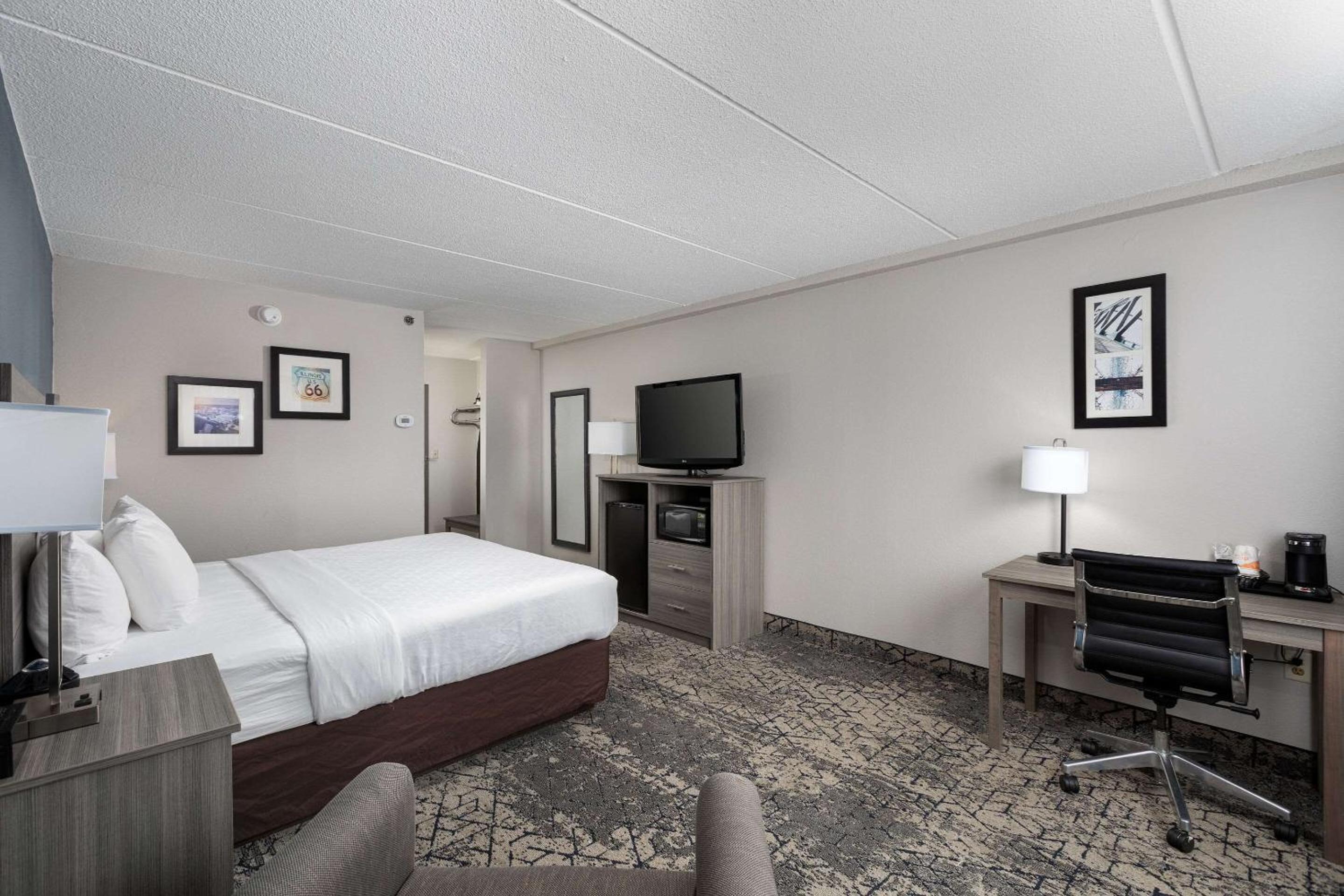 King Room - Non-Smoking