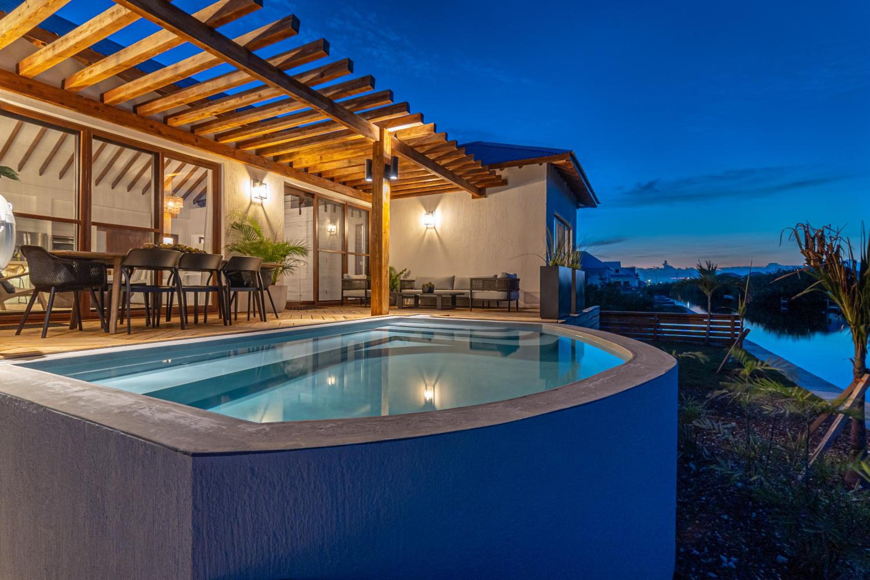 Villa photo 2