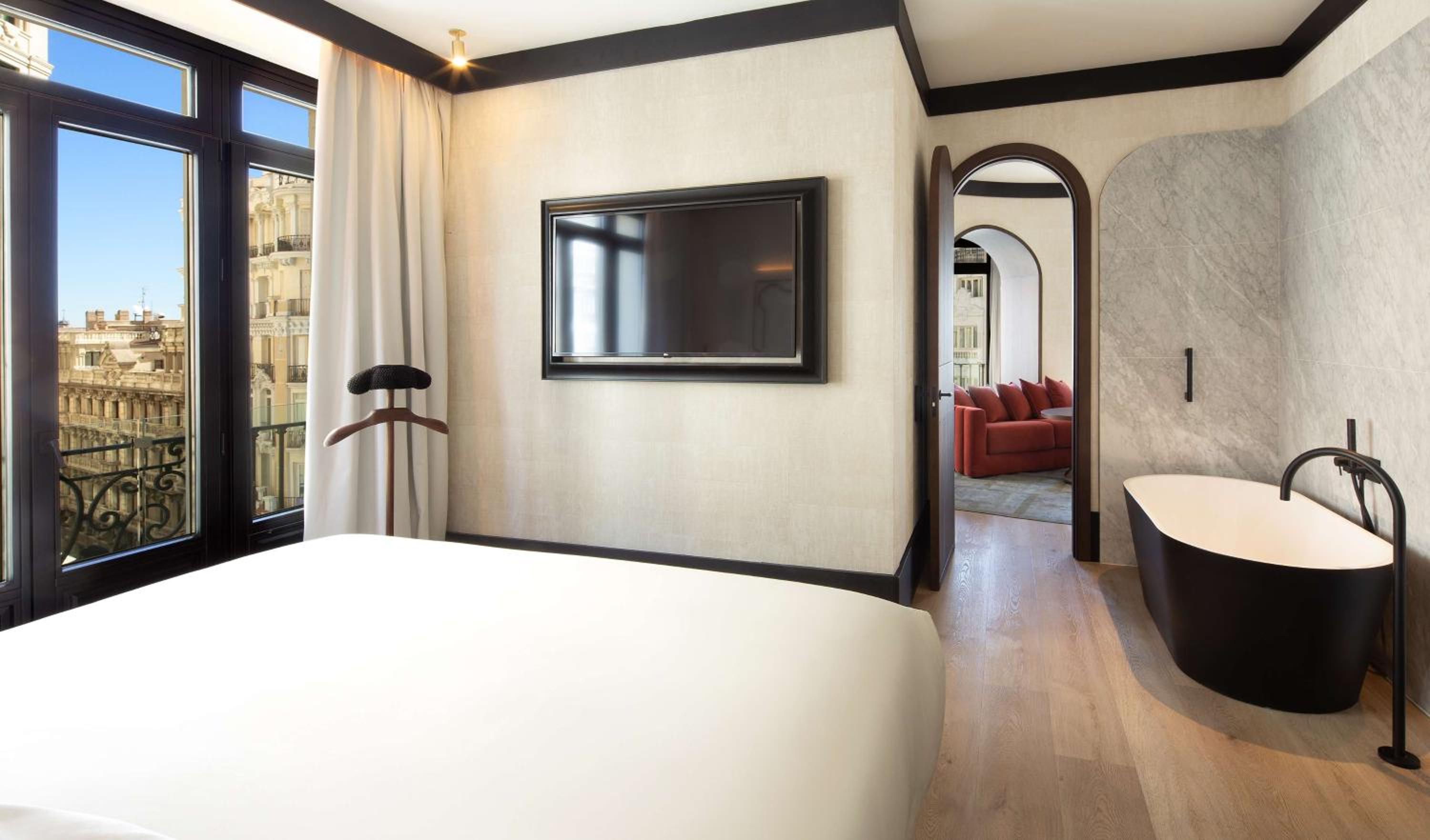 King Corinto Suite - Photo 11
