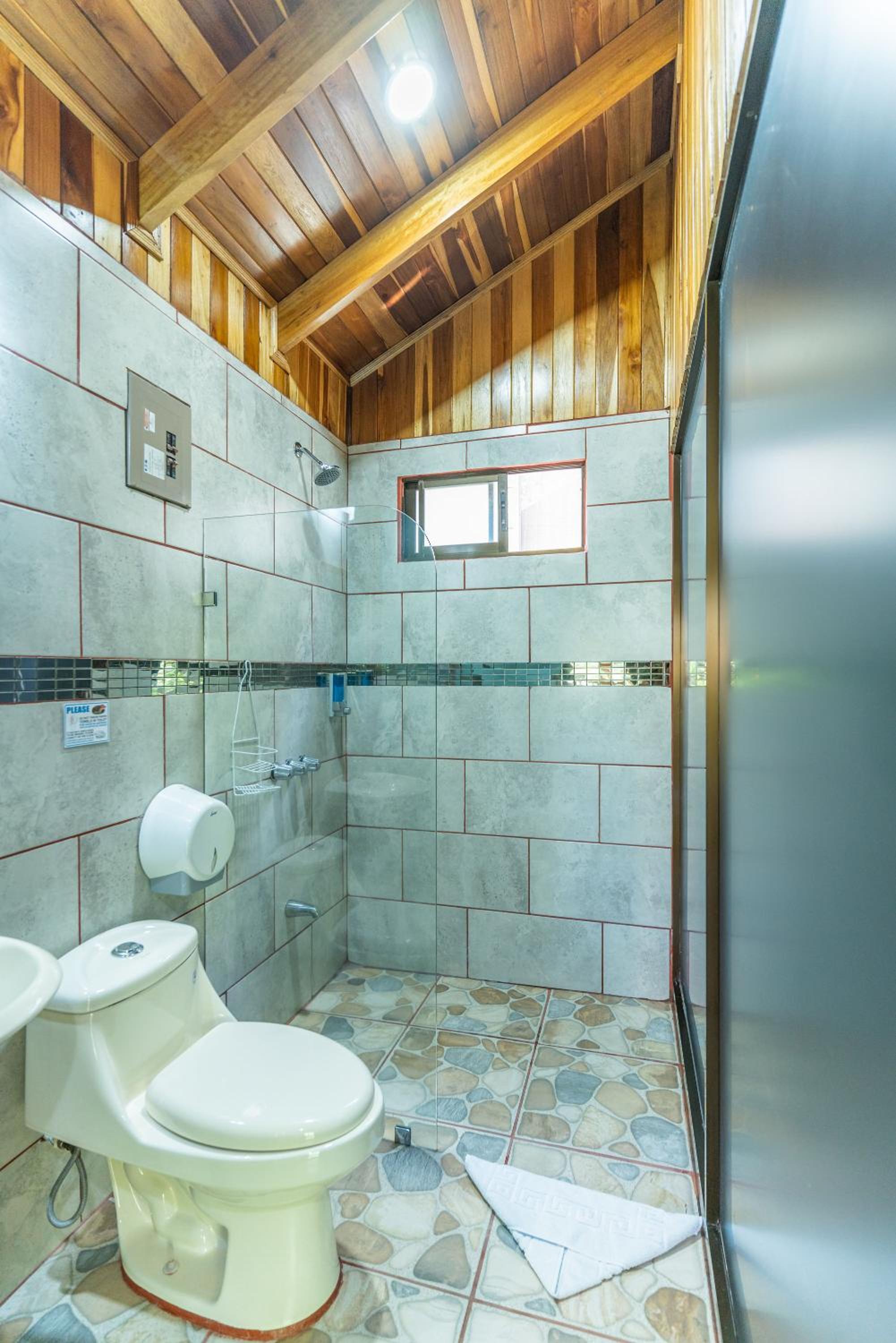 Superior Bungalow photo 3