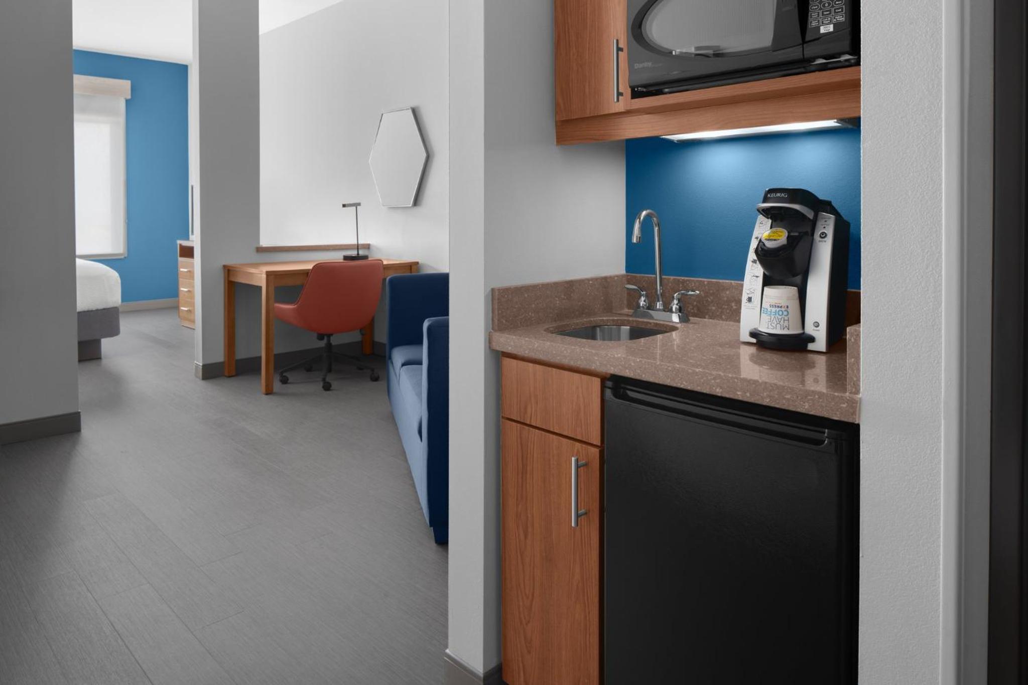 Suite - Hearing Accessible - Non-Smoking photo 3