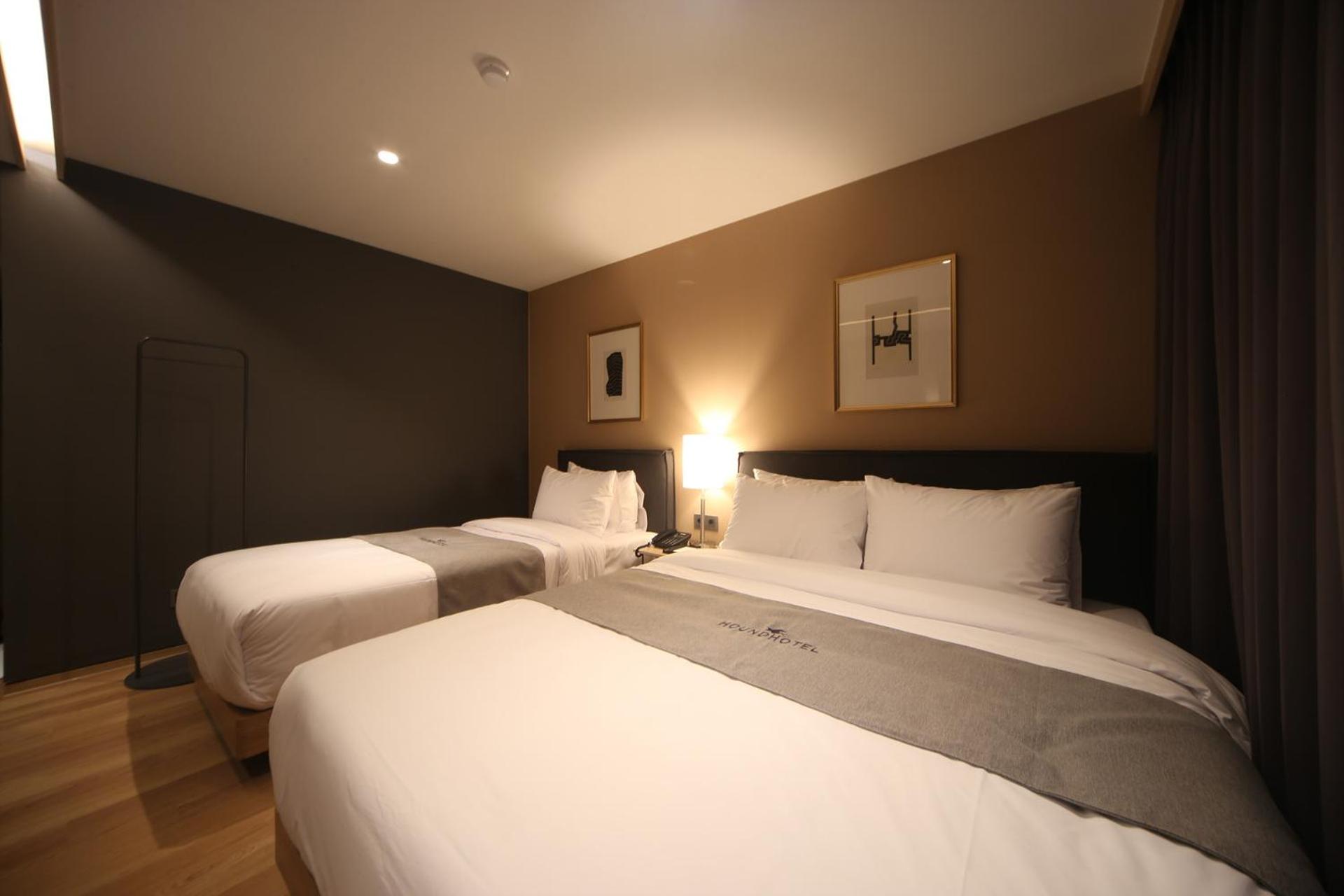 Twin Room - Photo 4