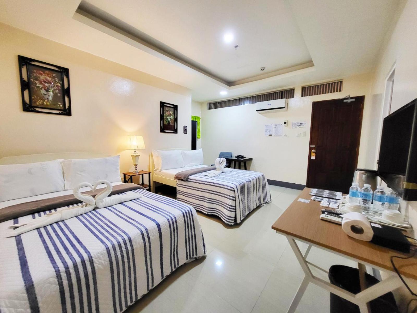 Family Double Room - Photo 1