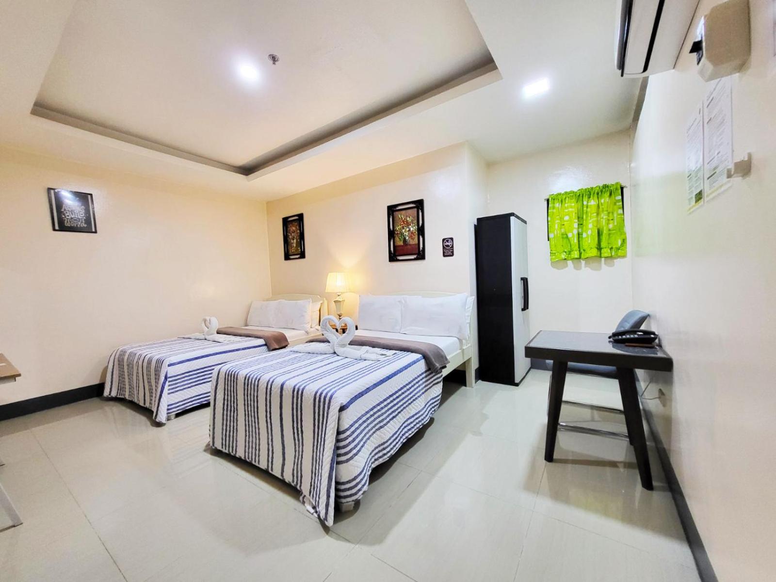 Family Double Room - Photo 6