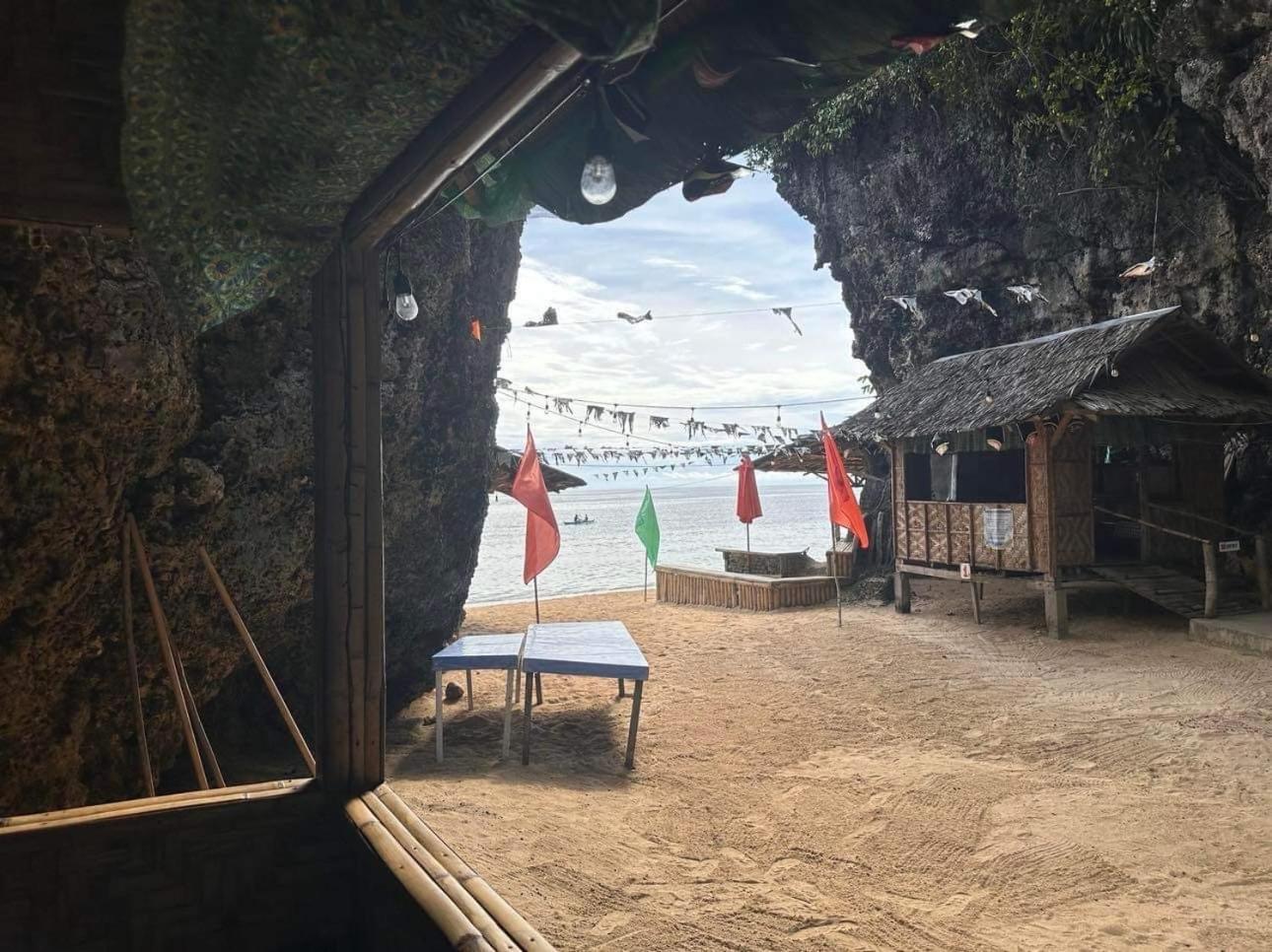 Family Room with Sea View photo 3