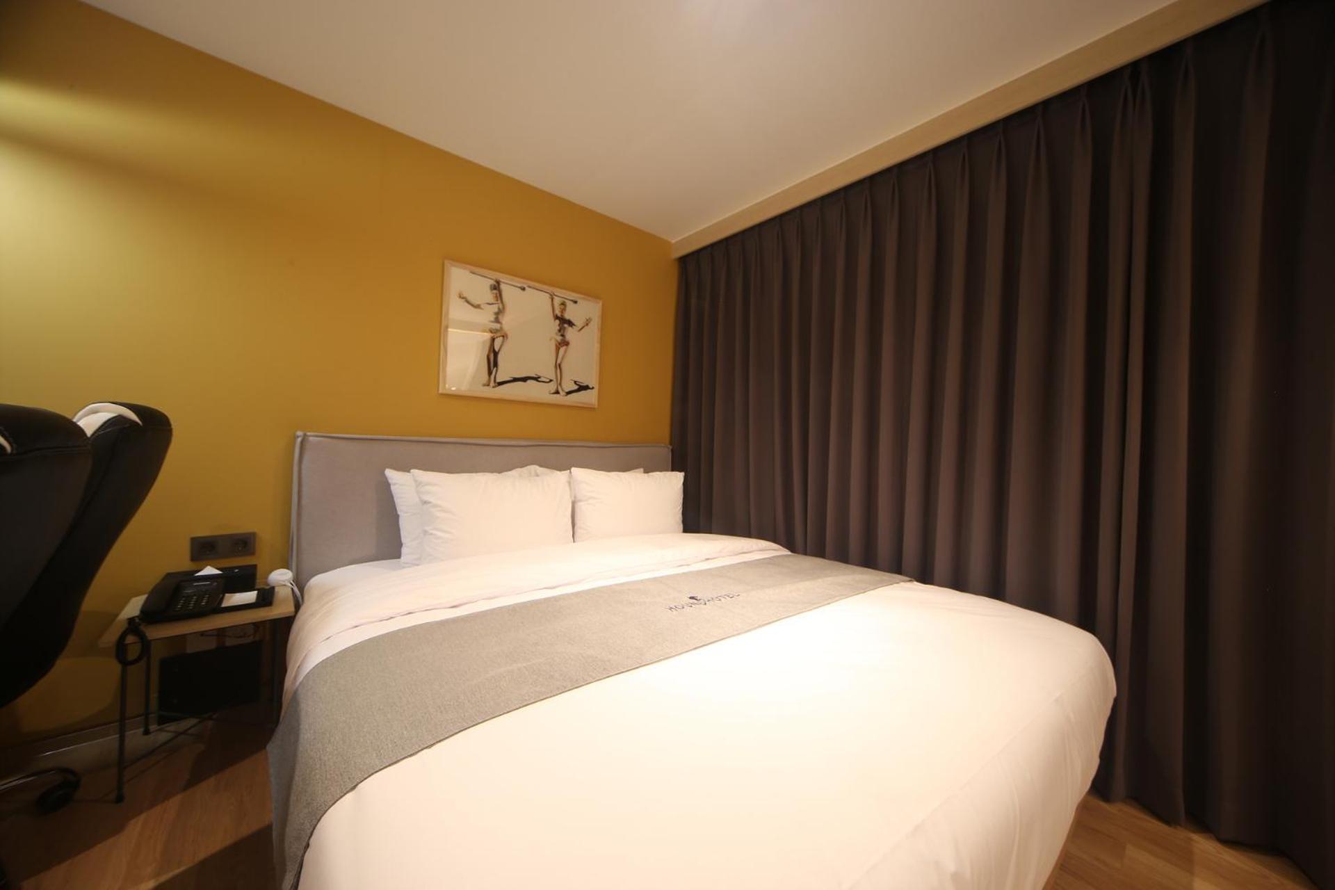 Double Room - Photo 3