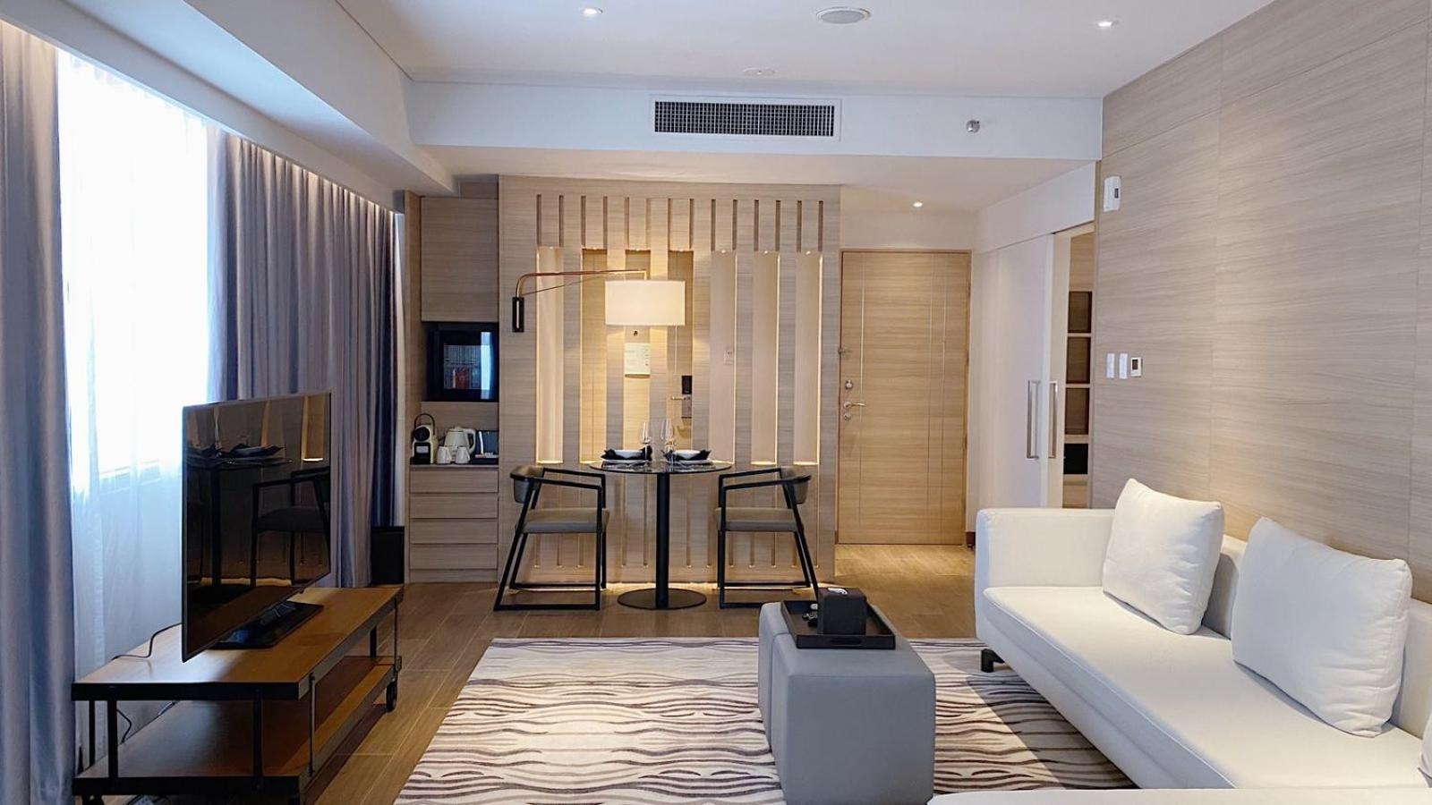 Suite Room