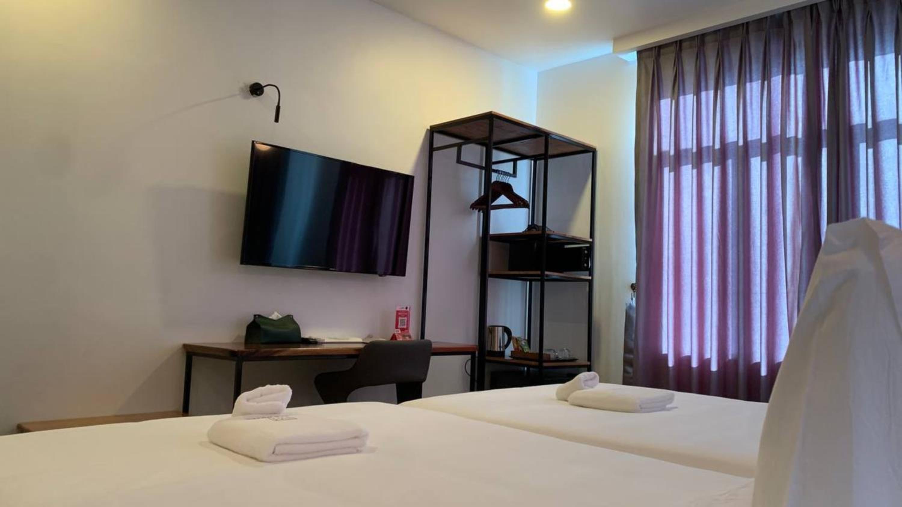 Superior King Room - Photo 2