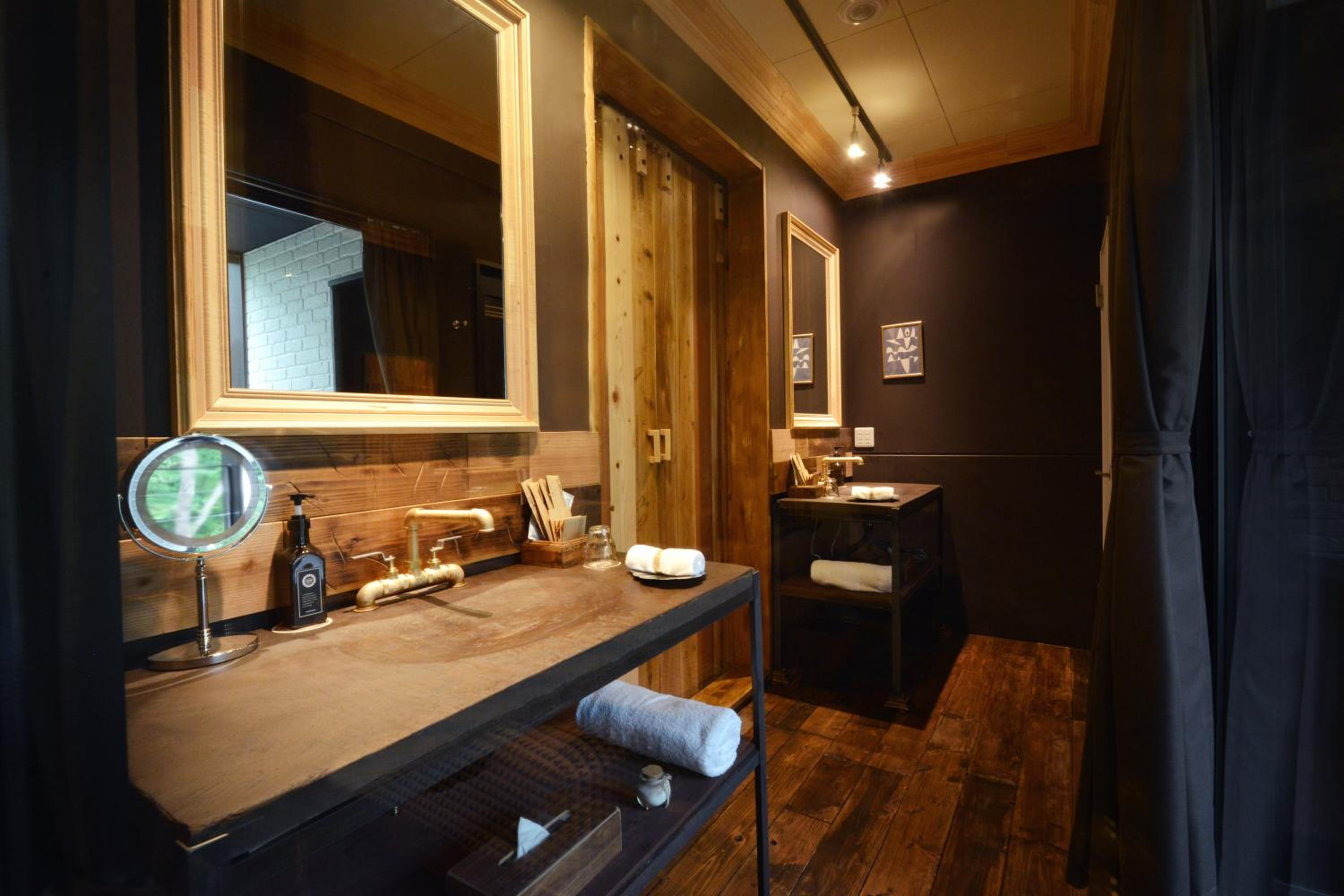 Luxury Triple Room with River View