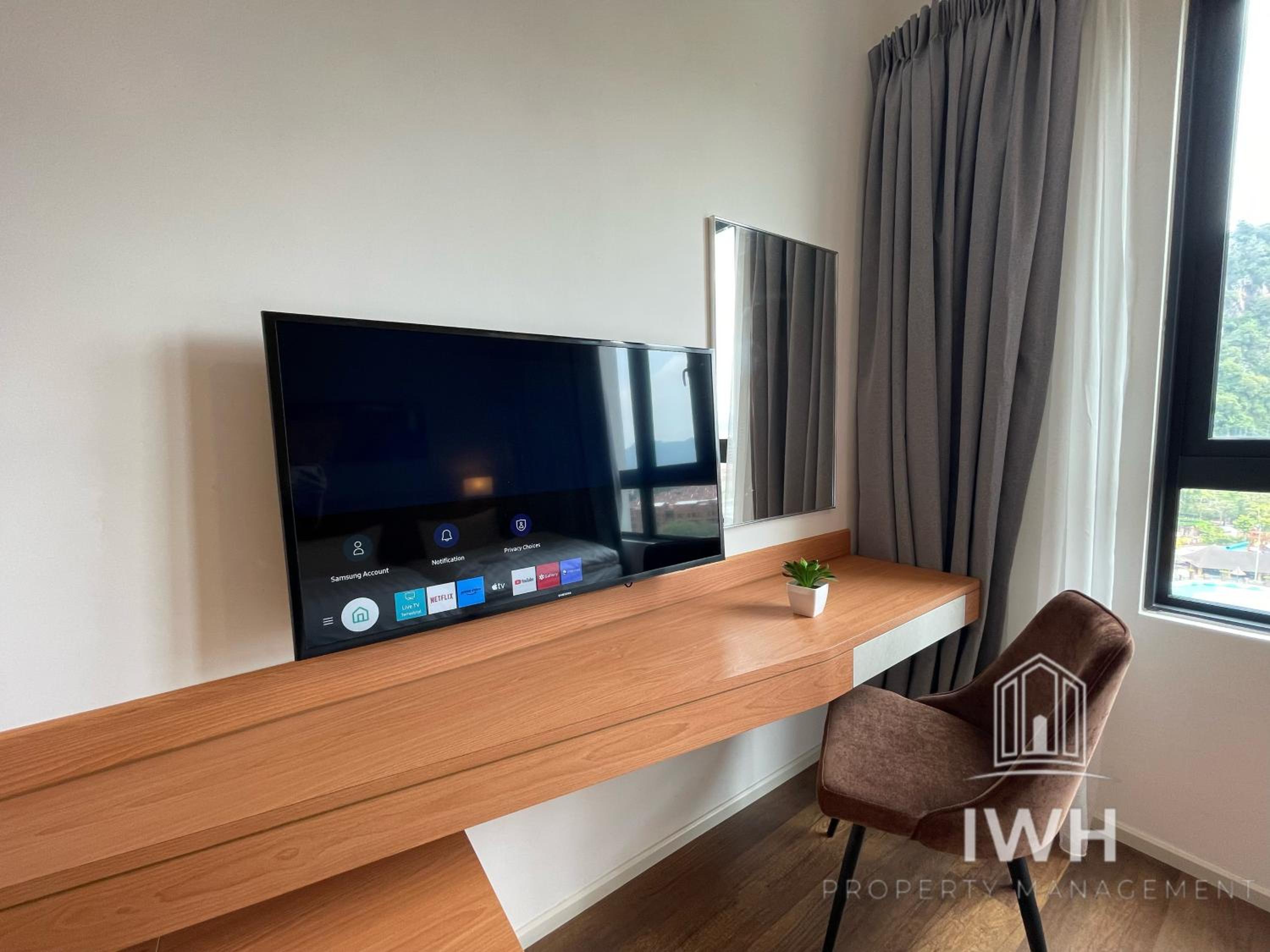 Three-Bedroom Apartment - Photo 7