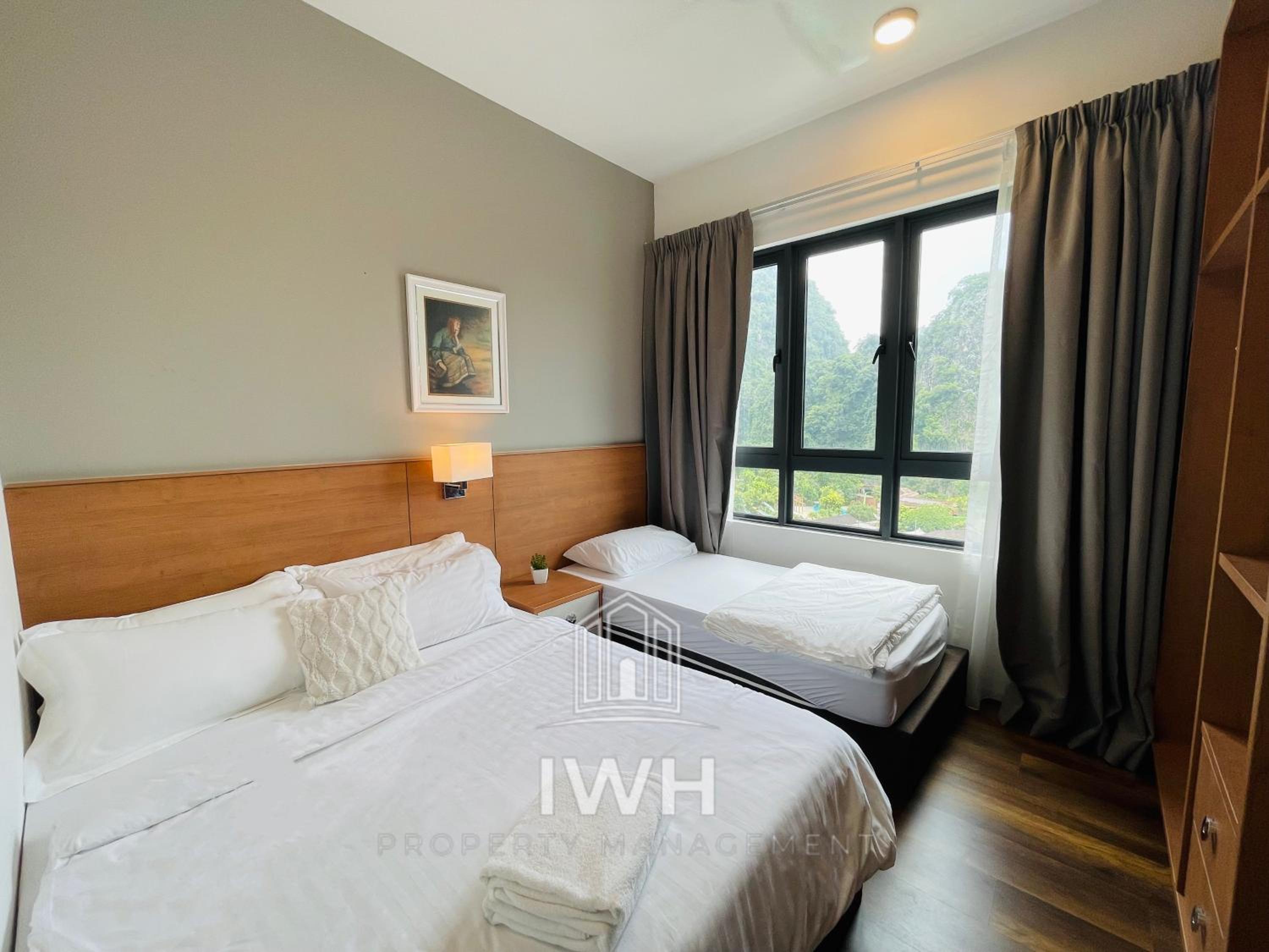Three-Bedroom Apartment - Photo 4