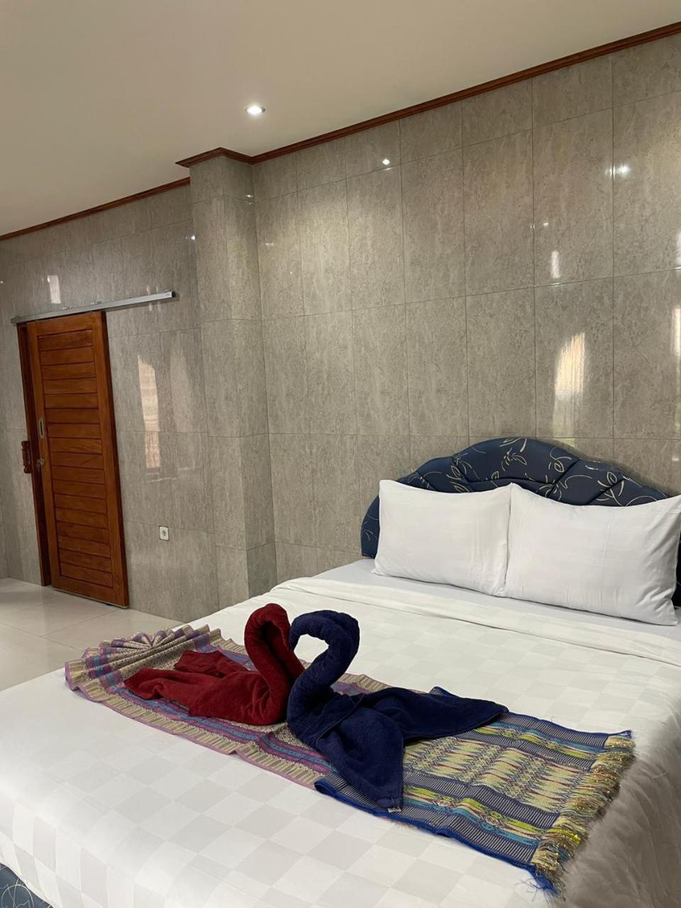 Deluxe Double Room with Balcony photo 1