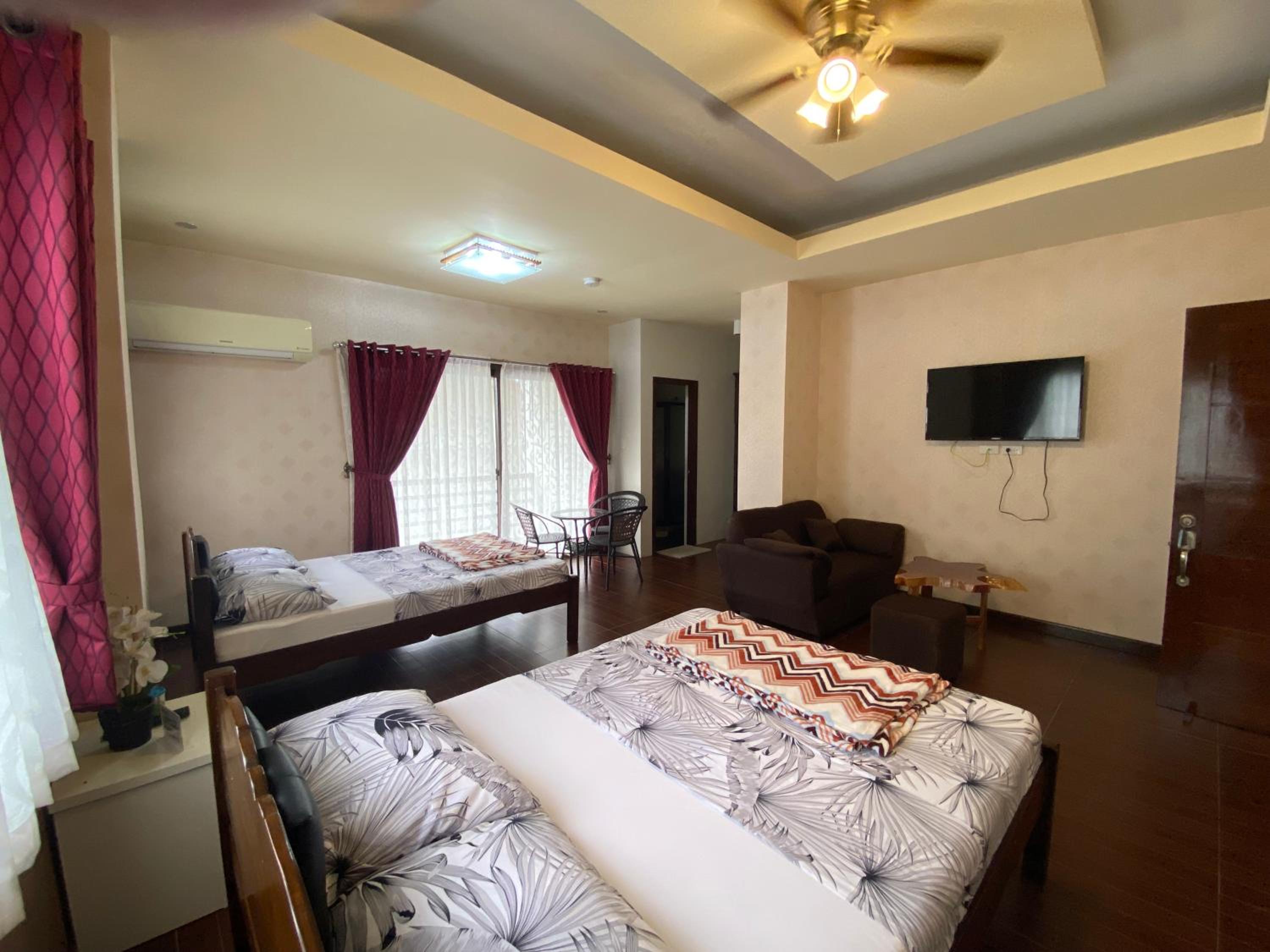 Quadruple Room photo 1