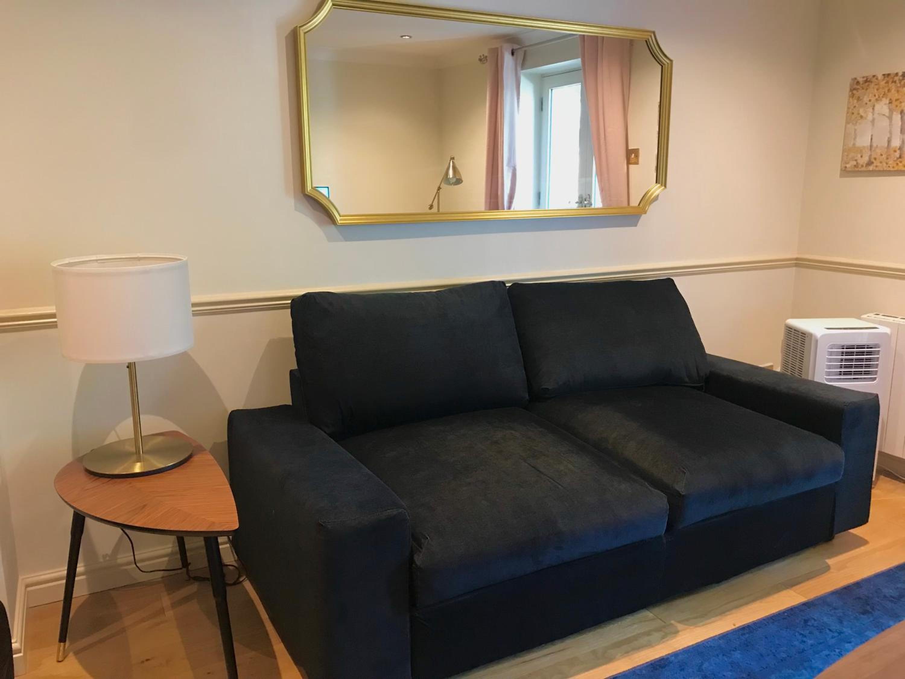 Two-Bedroom Apartment photo 2
