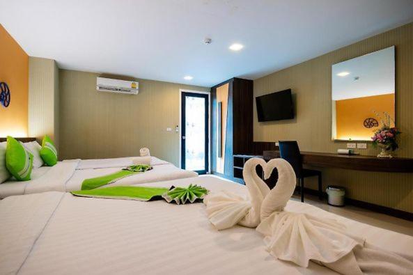 Double Room with Pool View