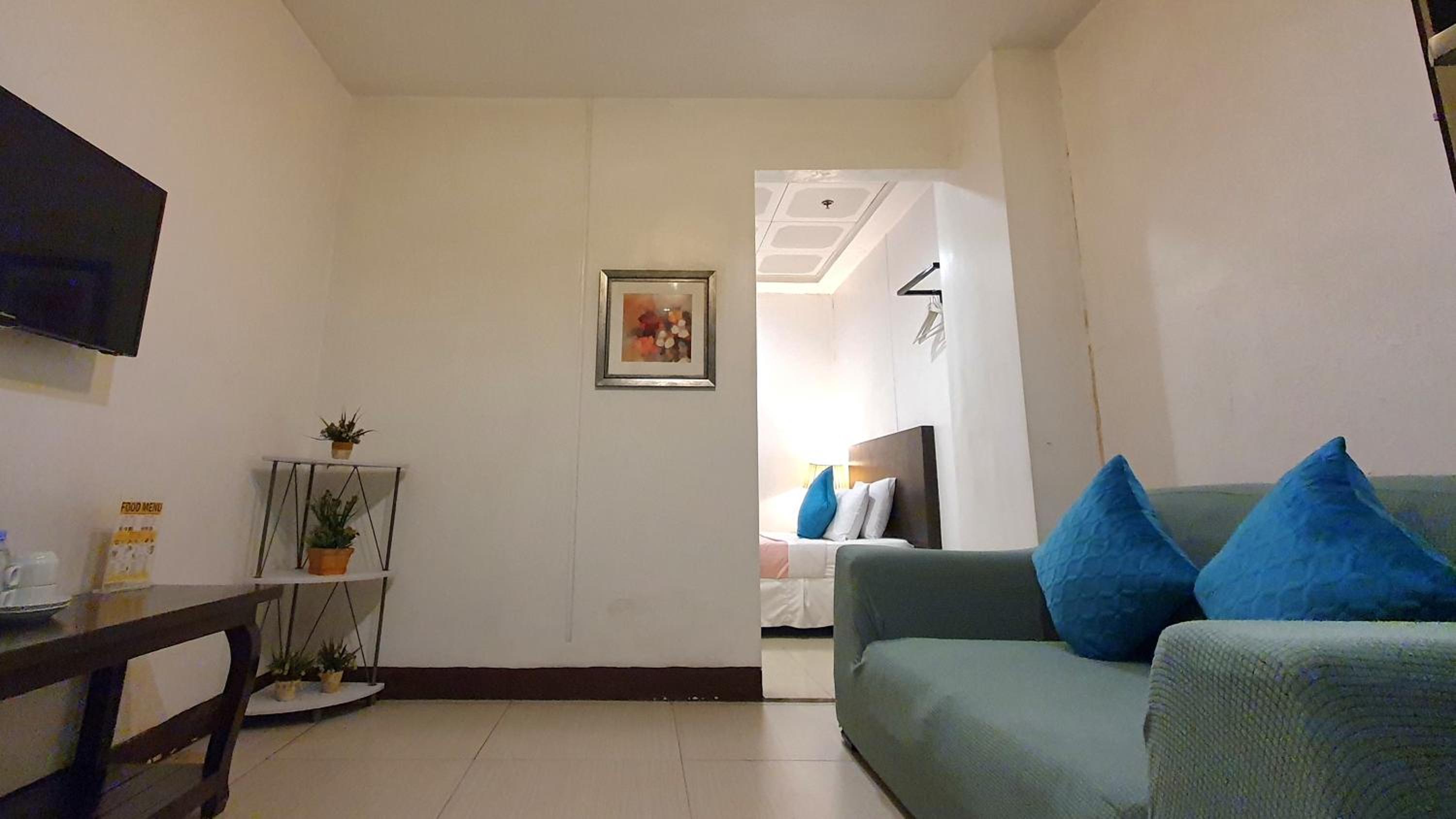 Family Room photo 2