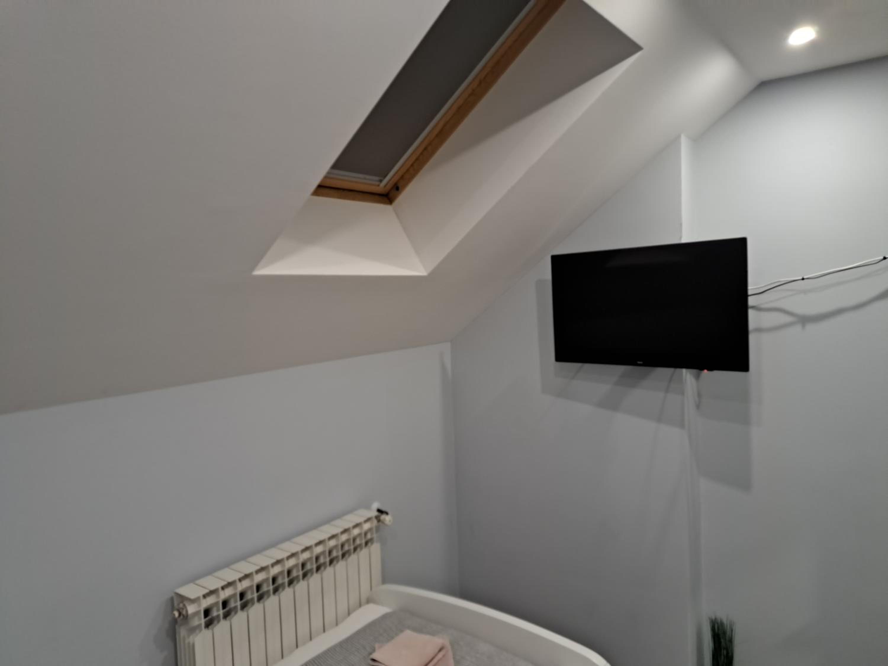 Three-Bedroom Apartment - Photo 15