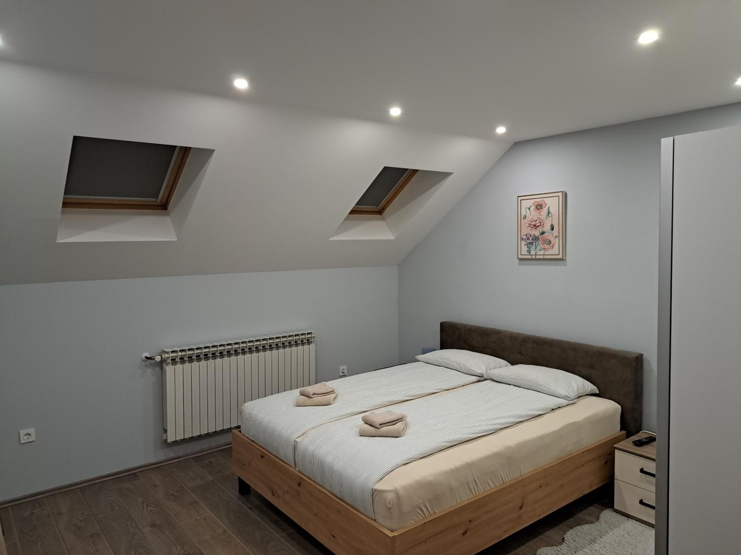 Three-Bedroom Apartment - Photo 19