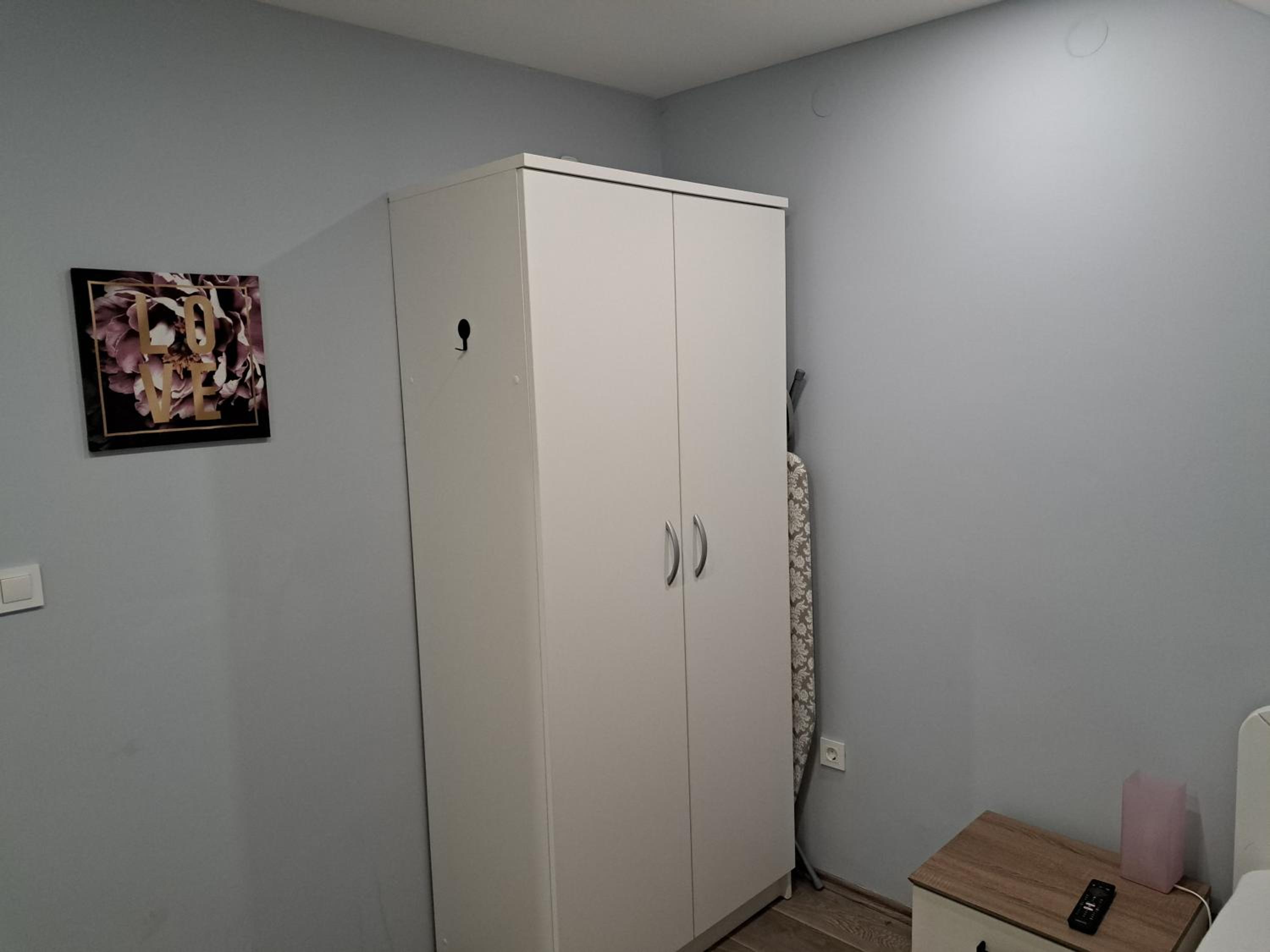 Three-Bedroom Apartment - Photo 20