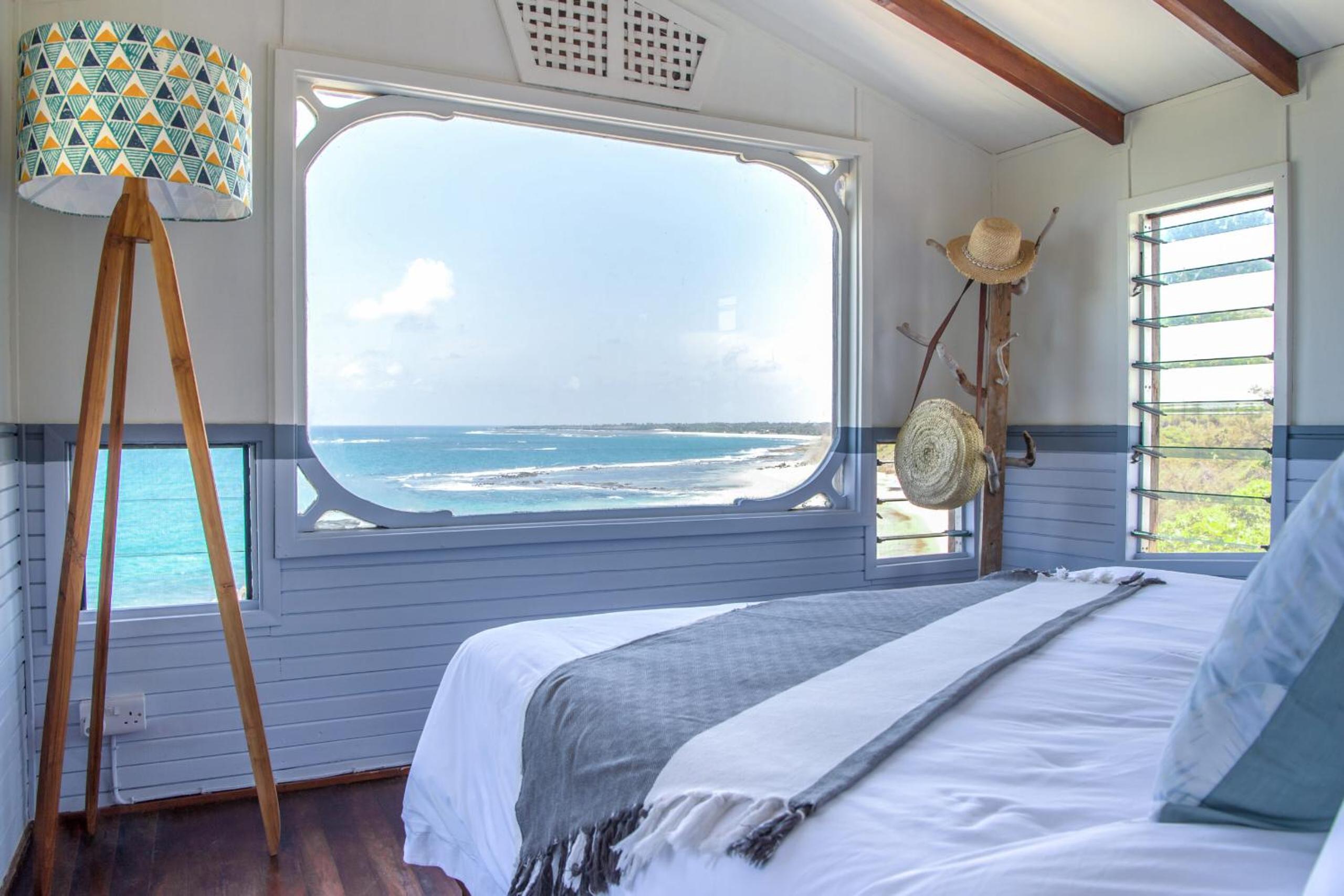 One-Bedroom Cottage - Photo 2