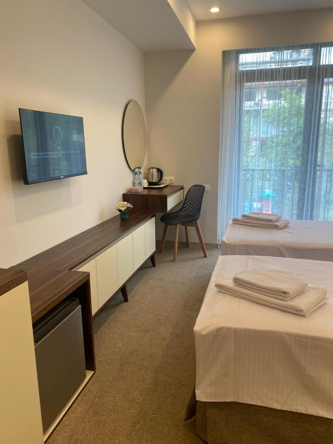 Twin Room with Balcony photo 2