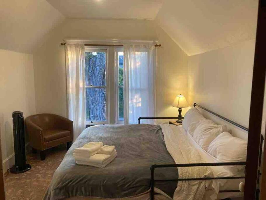 Two-Bedroom Apartment photo 1