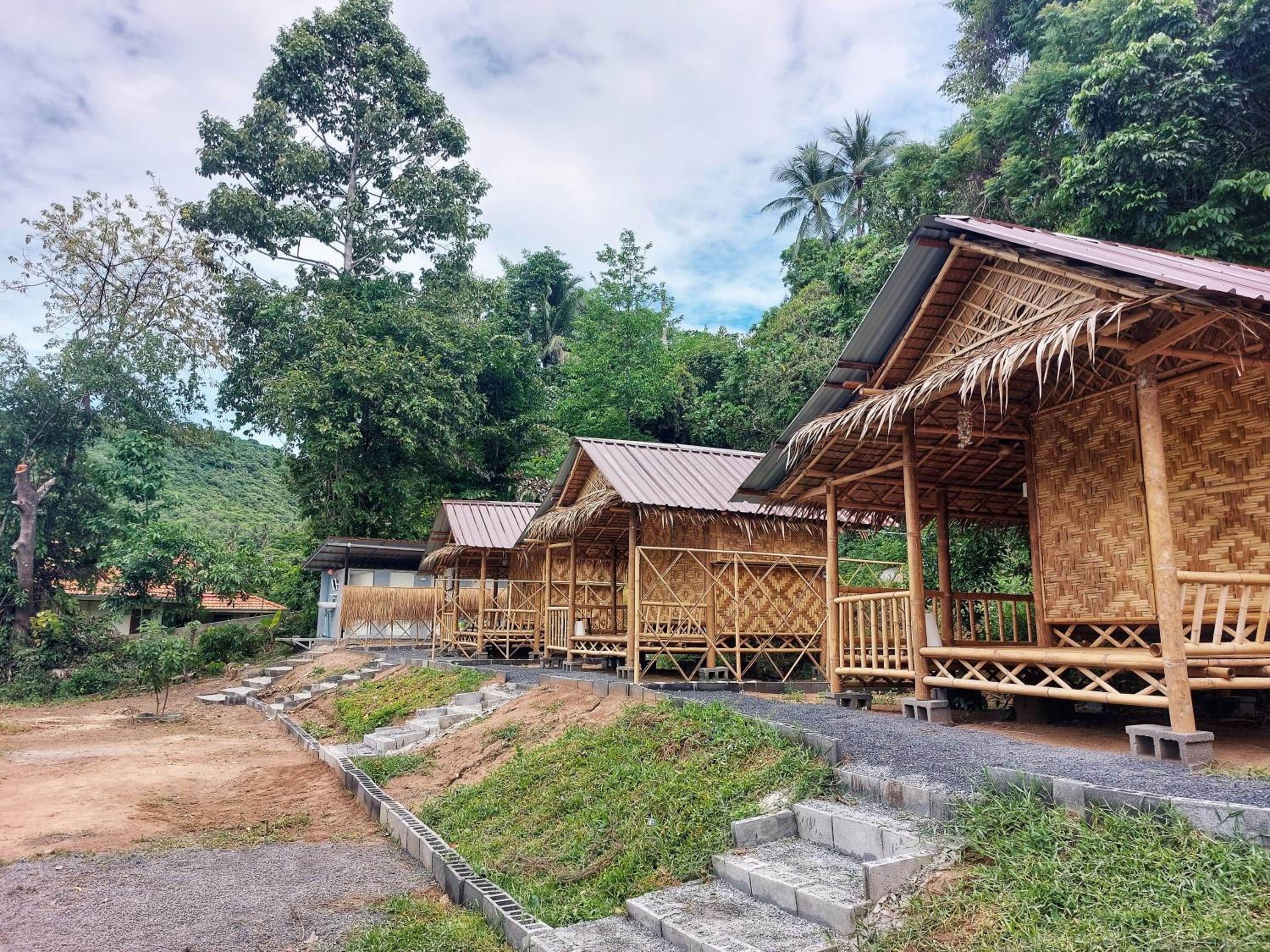Bungalow with Garden View photo 2