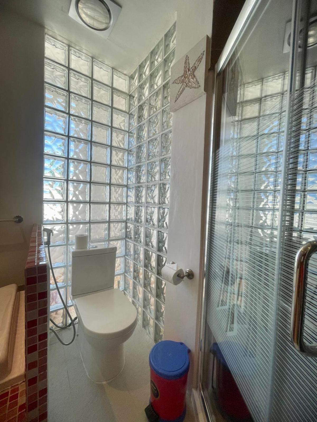 Triple King Suite Room - Photo 35