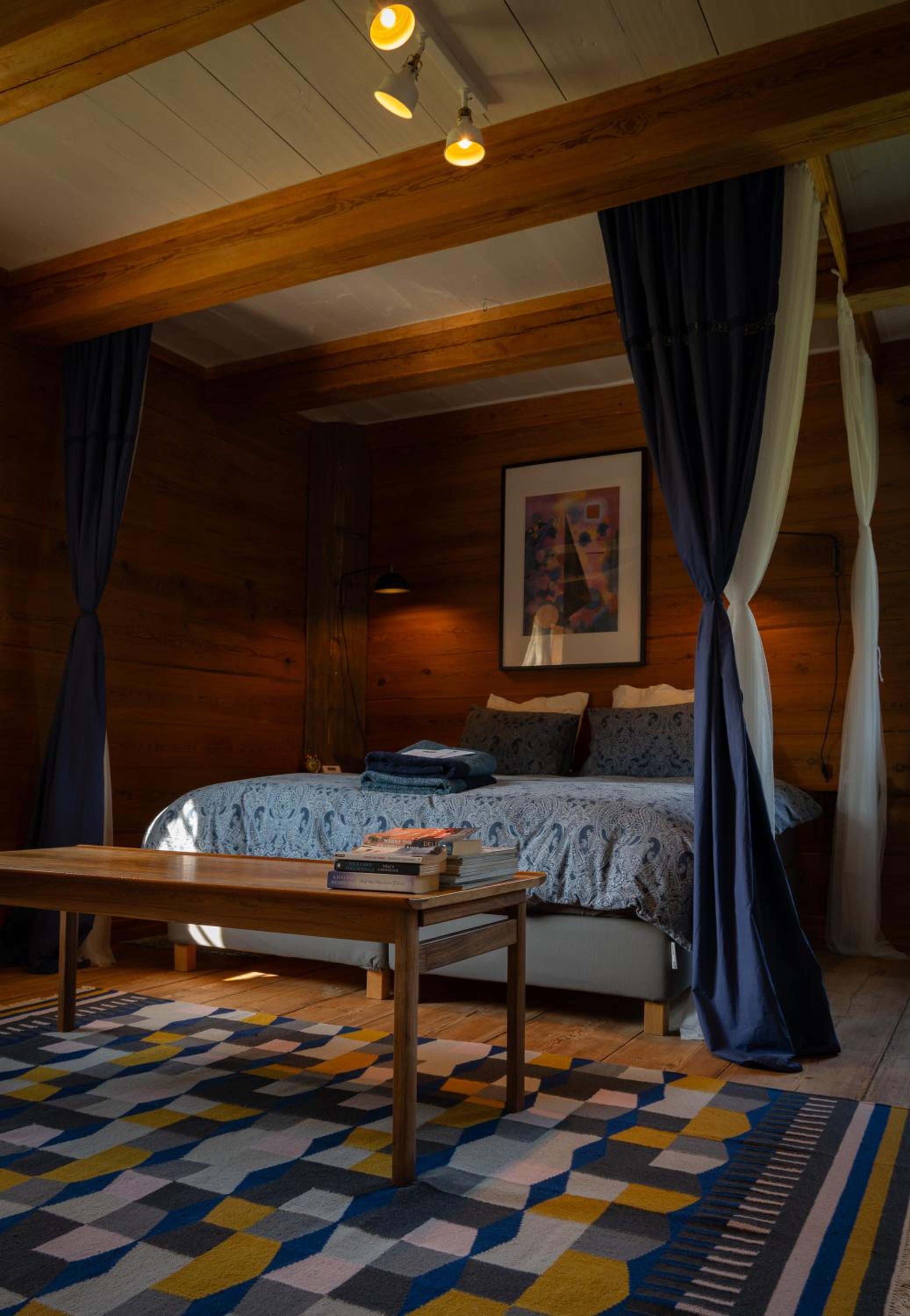 Deluxe Room (2 Adults + 1 Child) photo 1