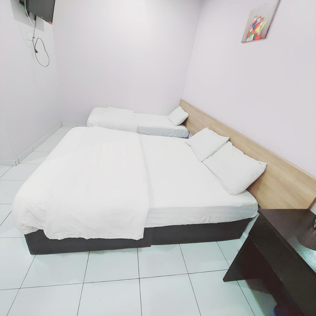 Triple Room - Photo 2